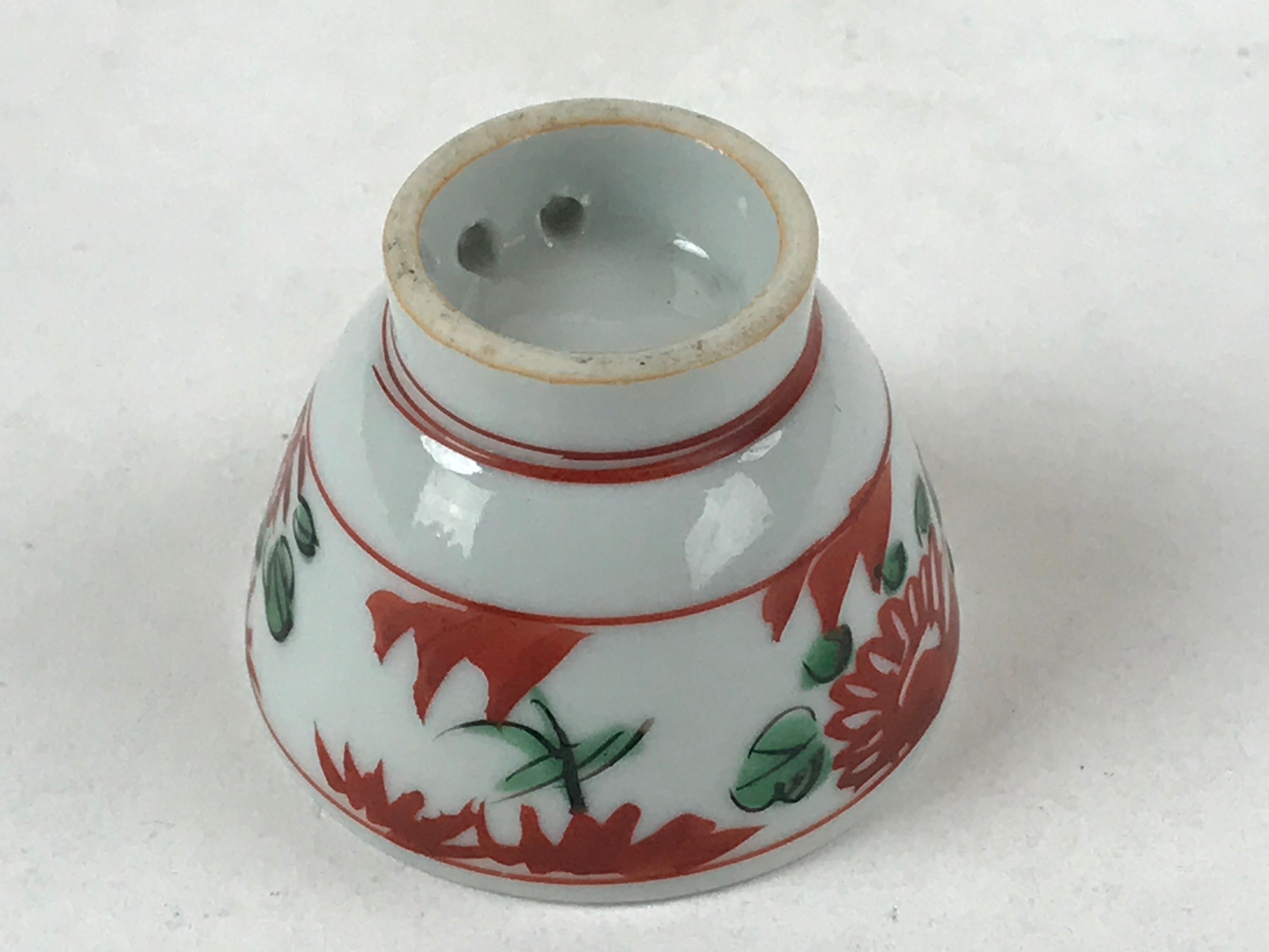 Japanese Porcelain Sake Cup Vtg Tsubomi Ochoko Temple Scene Red Flower G108