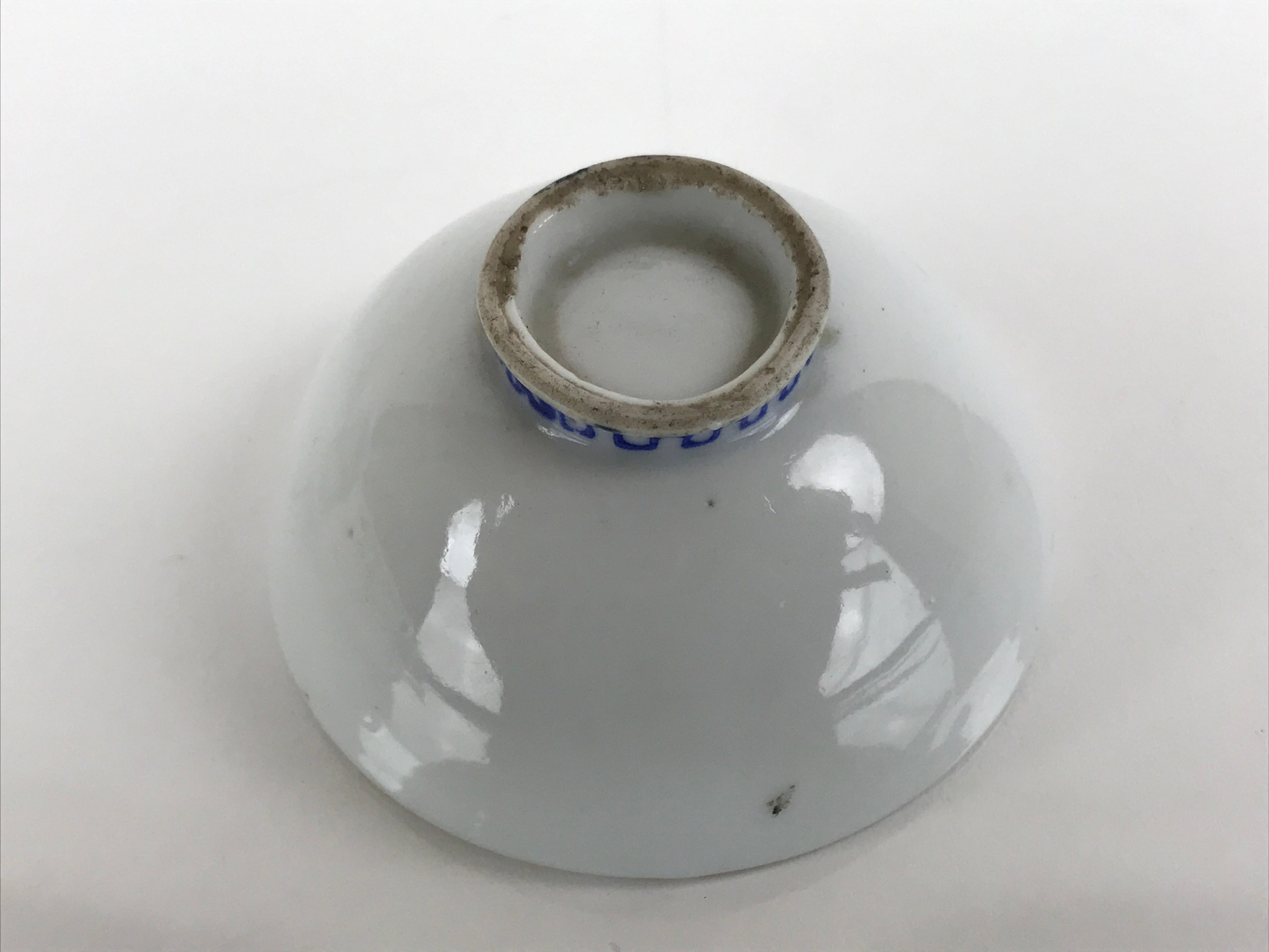 Japanese Porcelain Sake Cup Vtg Wan Ochoko Guinomi Daruma Daishi Purple G199