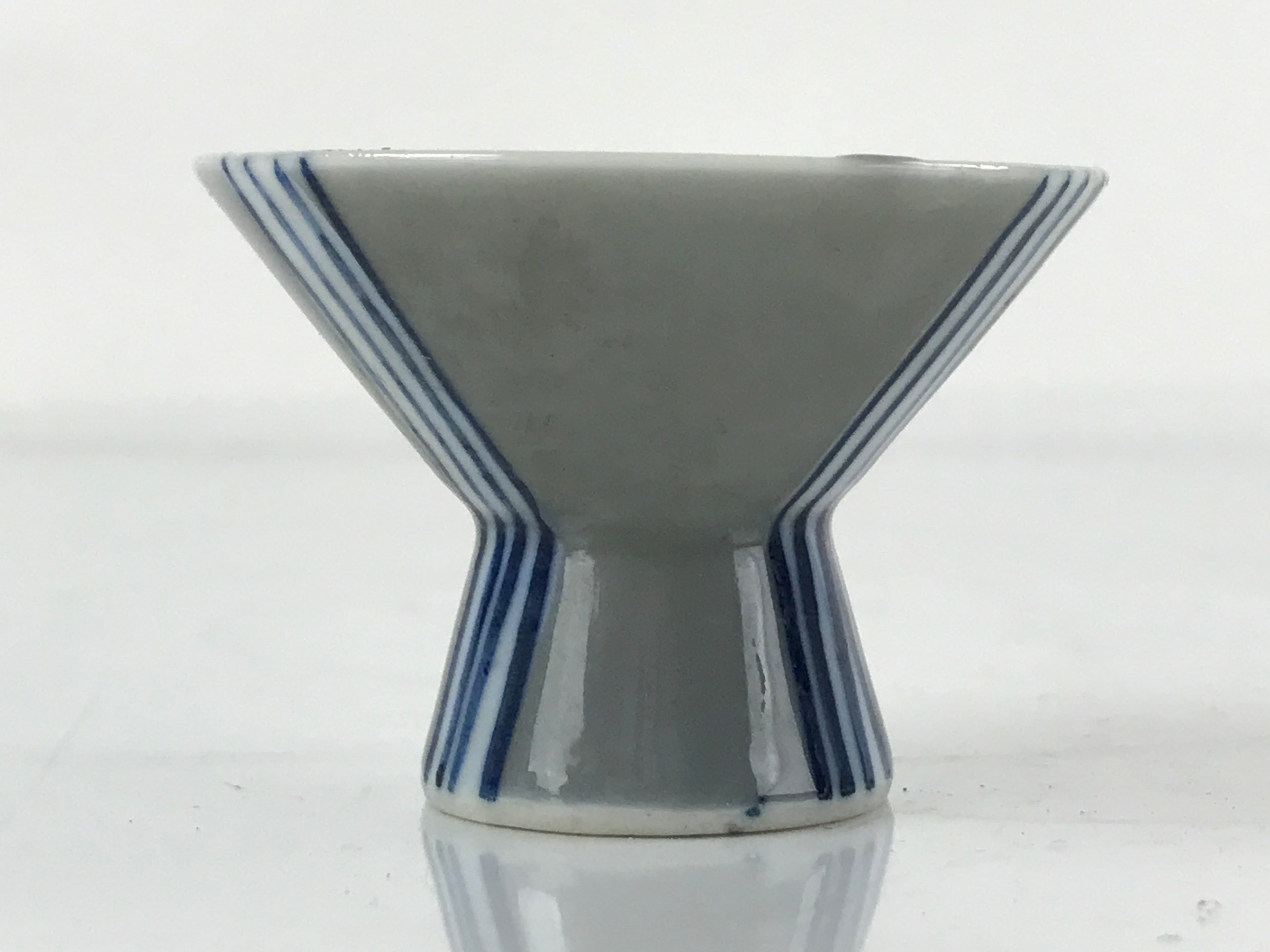 Japanese Porcelain Sake Cup Vtg Wan Ochoko Guinomi Gray Blue Stripes G157