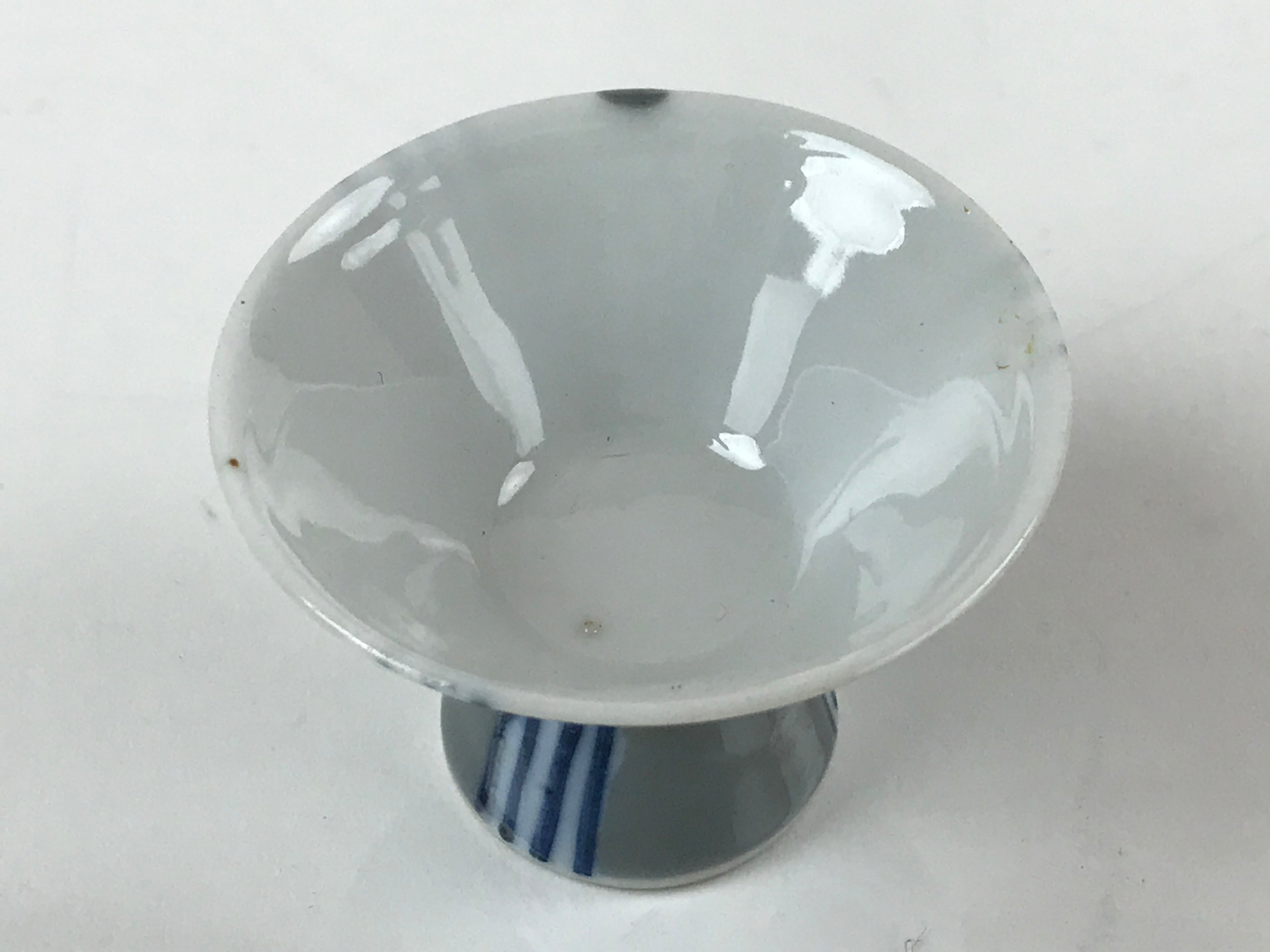 Japanese Porcelain Sake Cup Vtg Wan Ochoko Guinomi Gray Blue Stripes G157