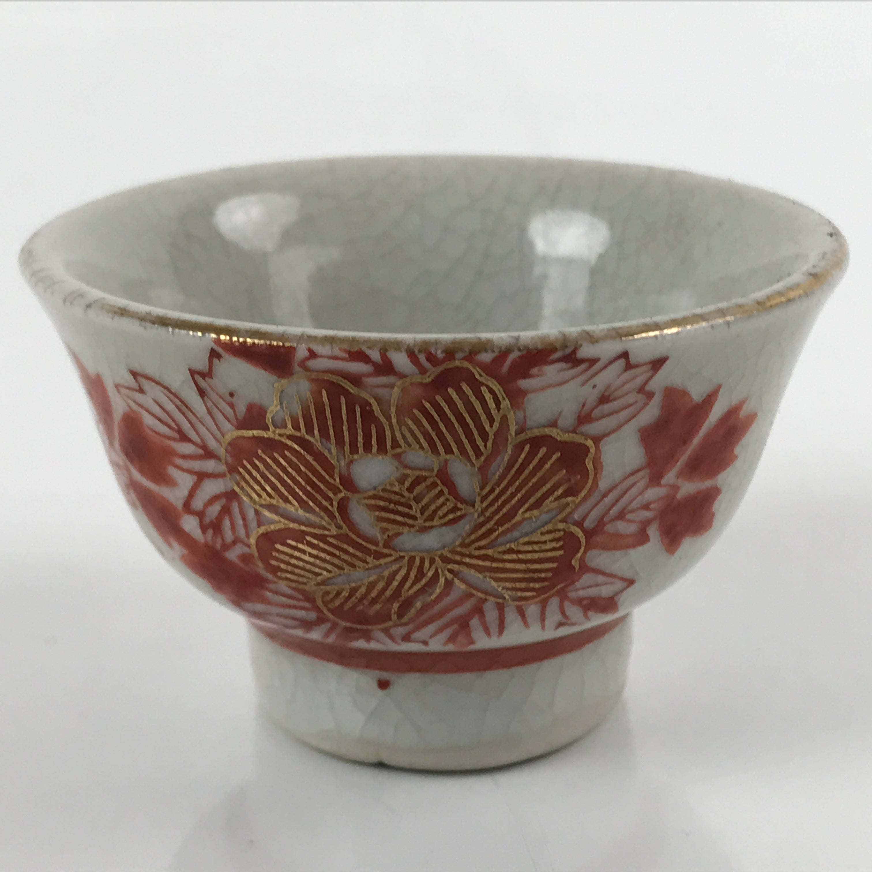 Japanese Porcelain Sake Cup Vtg Wan Ochoko Guinomi Peony Botan Red Gray G181
