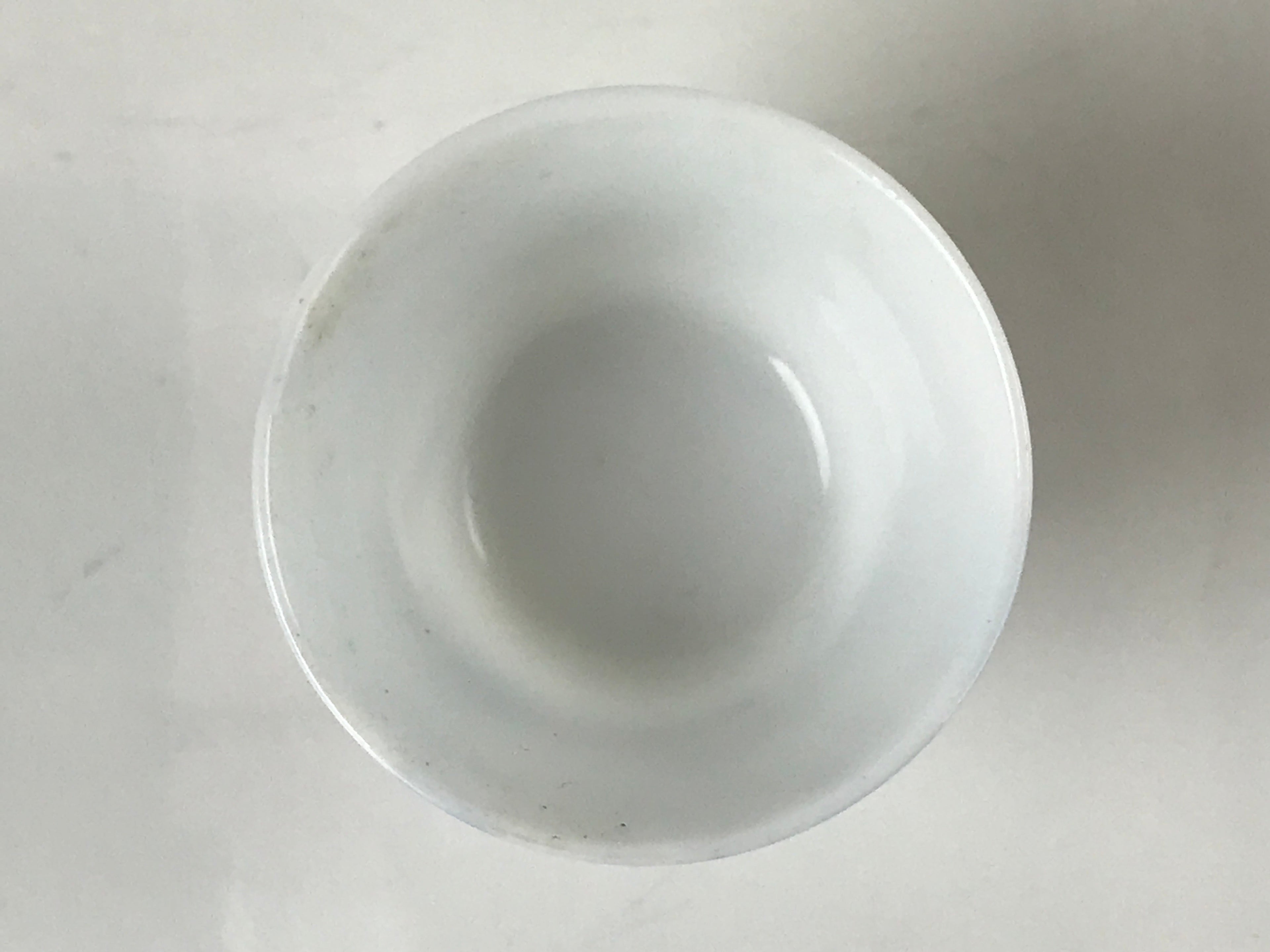 Japanese Porcelain Sake Cup Vtg Wan Ochoko Guinomi Purple Hydrangea Flower G154