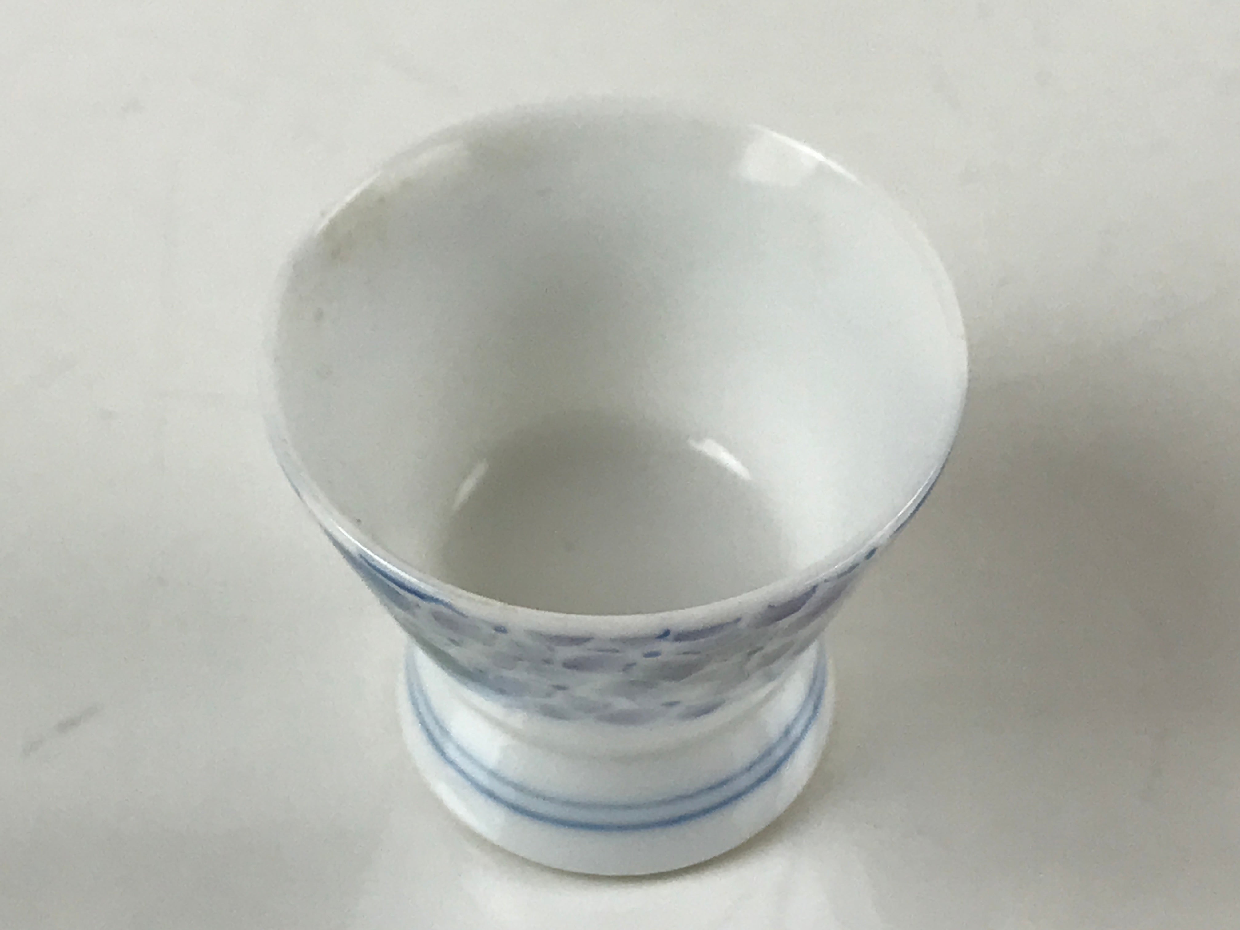 Japanese Porcelain Sake Cup Vtg Wan Ochoko Guinomi Purple Hydrangea Flower G154