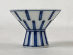 Japanese Porcelain Sake Cup Vtg Wan Ochoko Guinomi Sometsuke Blue White G122