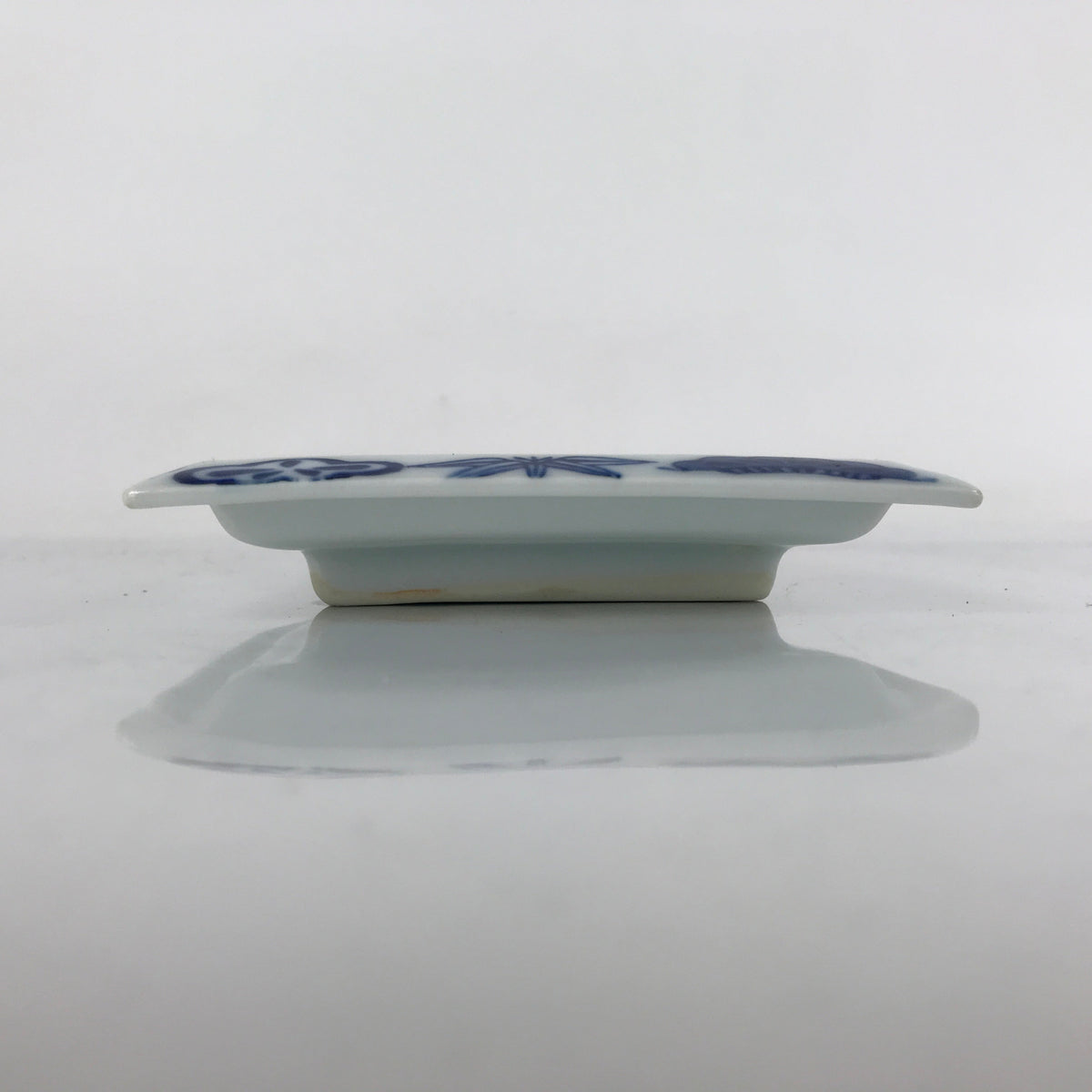 Japanese Porcelain Sashimi Plate Vtg Shochikubai Bamboo Plum Pine Blue PY760