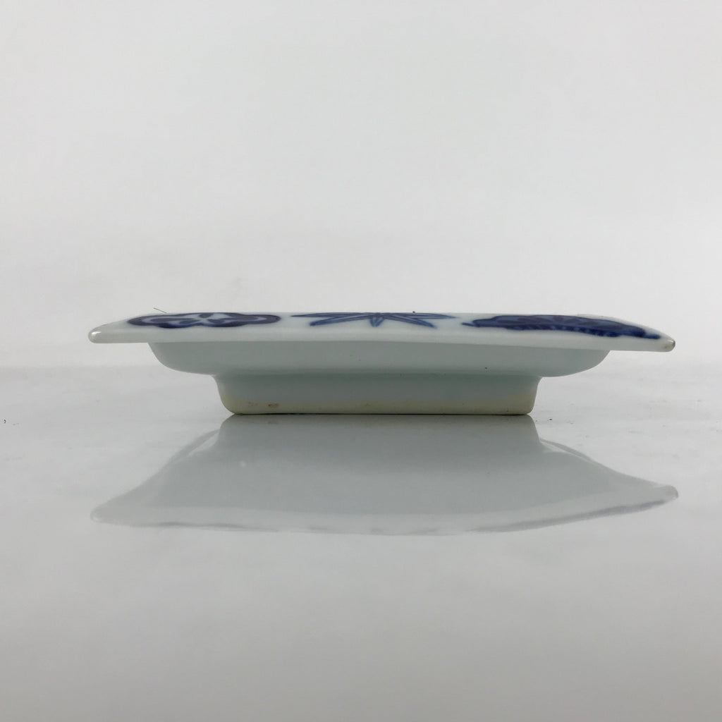 Japanese Porcelain Sashimi Plate Vtg Shochikubai Bamboo Plum Pine Blue PY762