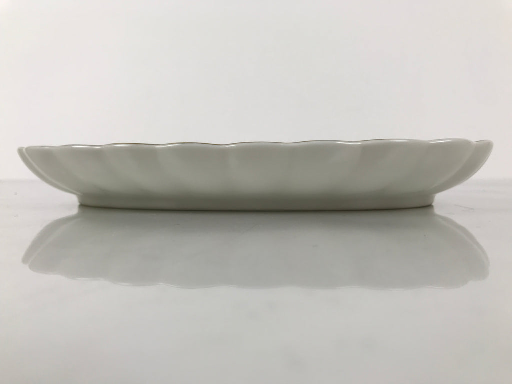 Japanese Porcelain Serving Plate Vtg Oval White Floral Lily Gold Kikuzara Y447