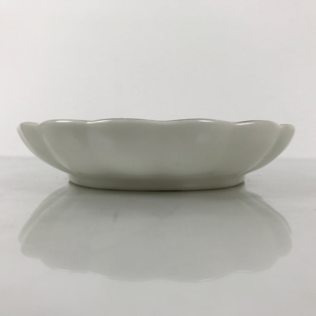 Japanese Porcelain Serving Plate Vtg Oval White Floral Lily Gold Kikuzara Y449