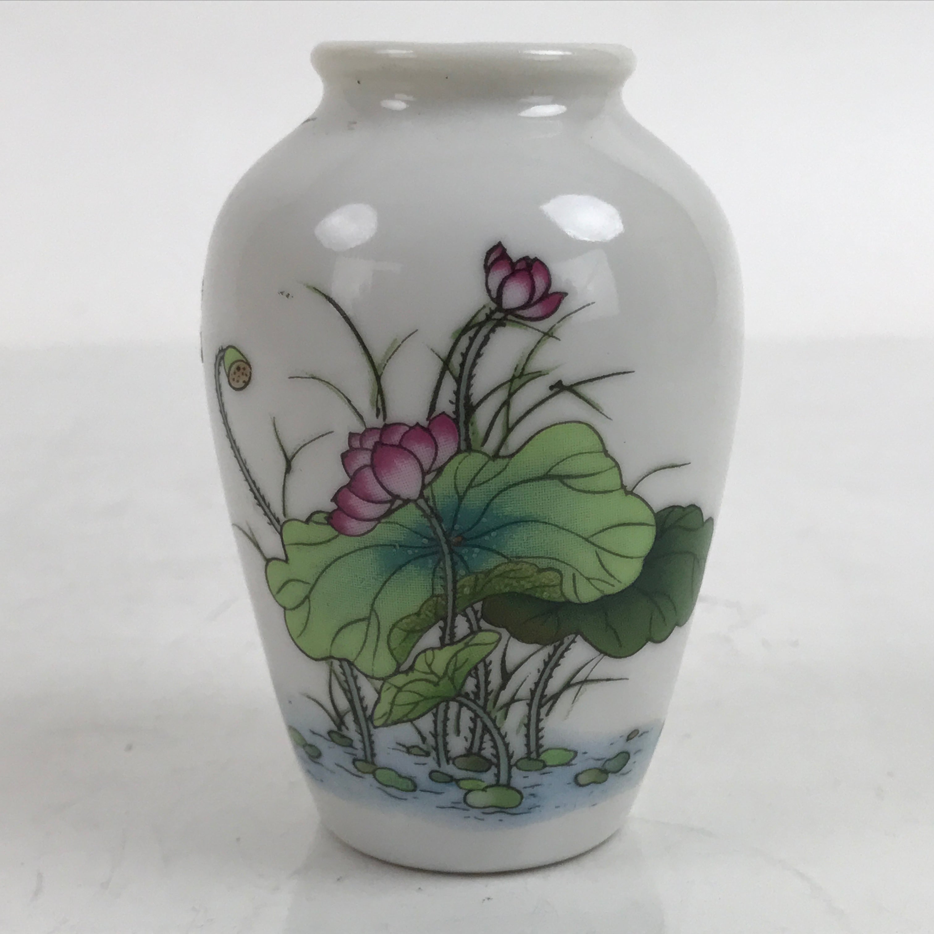 Japanese Porcelain Single Flower Vase Vtg Small Kabin White Lotus Flower MFV85