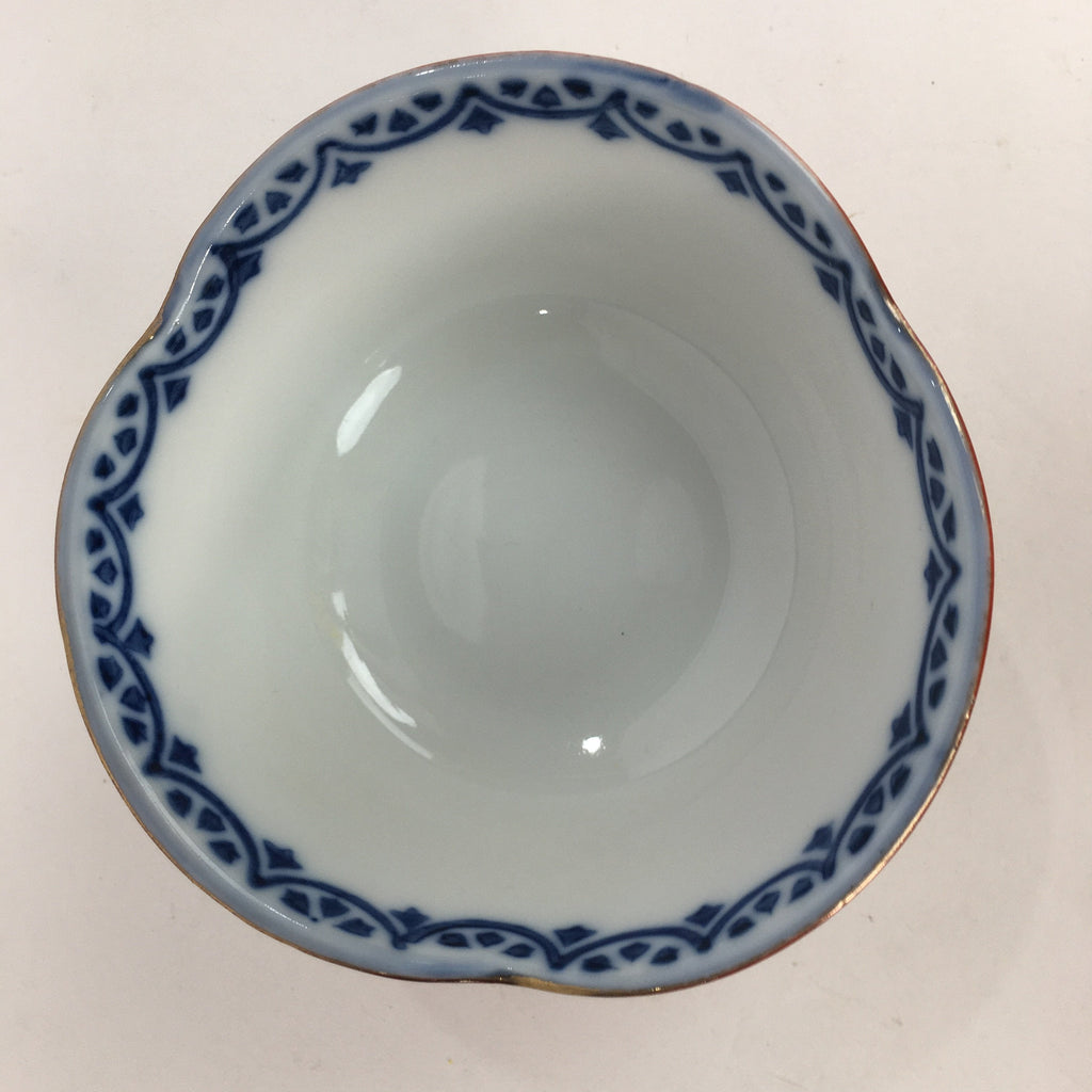 Japanese Porcelain Small Bowl Kobachi Red White Sometsuke Flower Pattern PP561