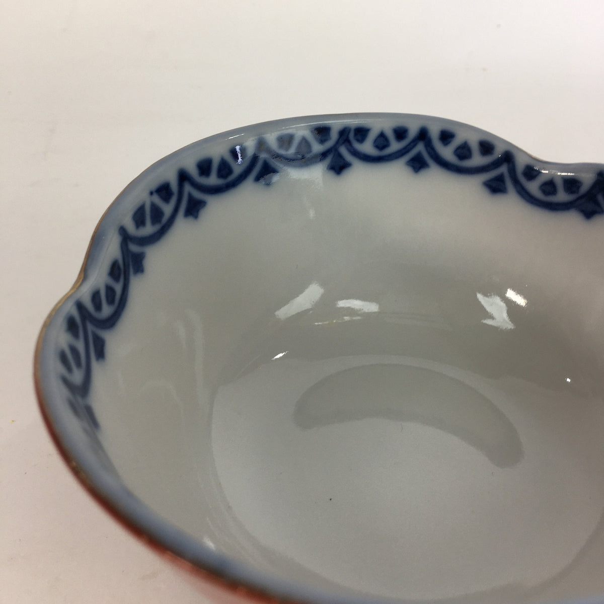 Japanese Porcelain Small Bowl Kobachi Red White Sometsuke Flower Pattern PP561