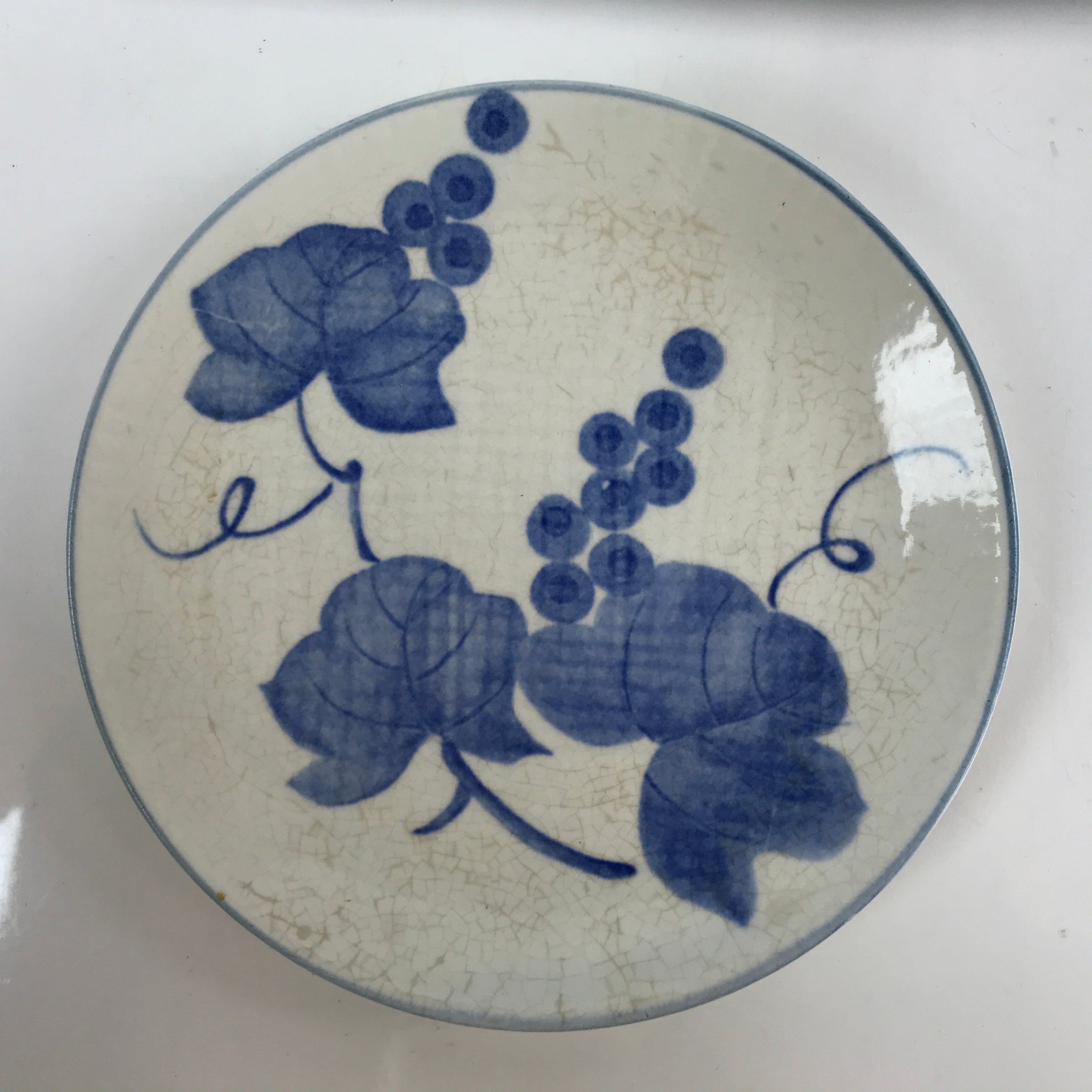 Japanese Porcelain Small Plate Kozara Vtg Ono Japan Blue White Grapes PY917