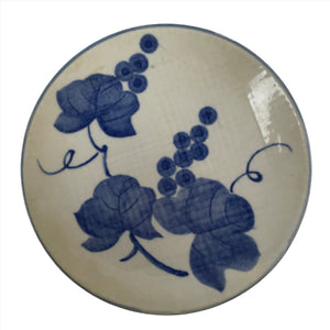 Japanese Porcelain Small Plate Kozara Vtg Ono Japan Blue White Grapes PY918