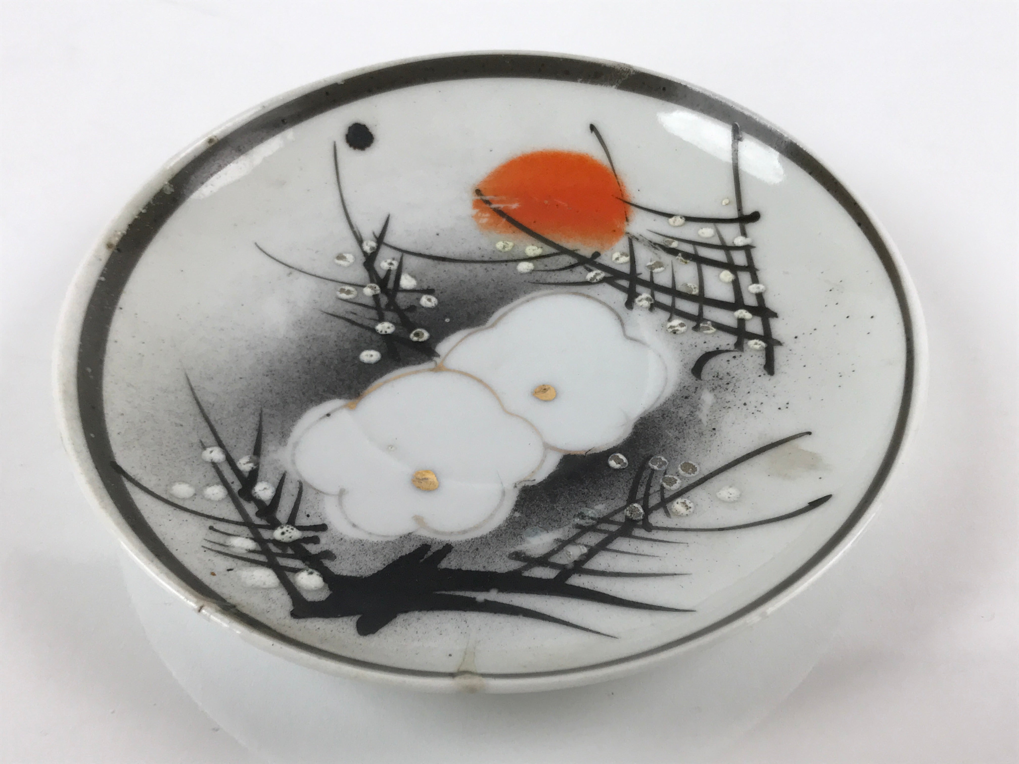 Japanese Porcelain Small Plate Kozara Vtg Plum Blossom Sun Black White PY688