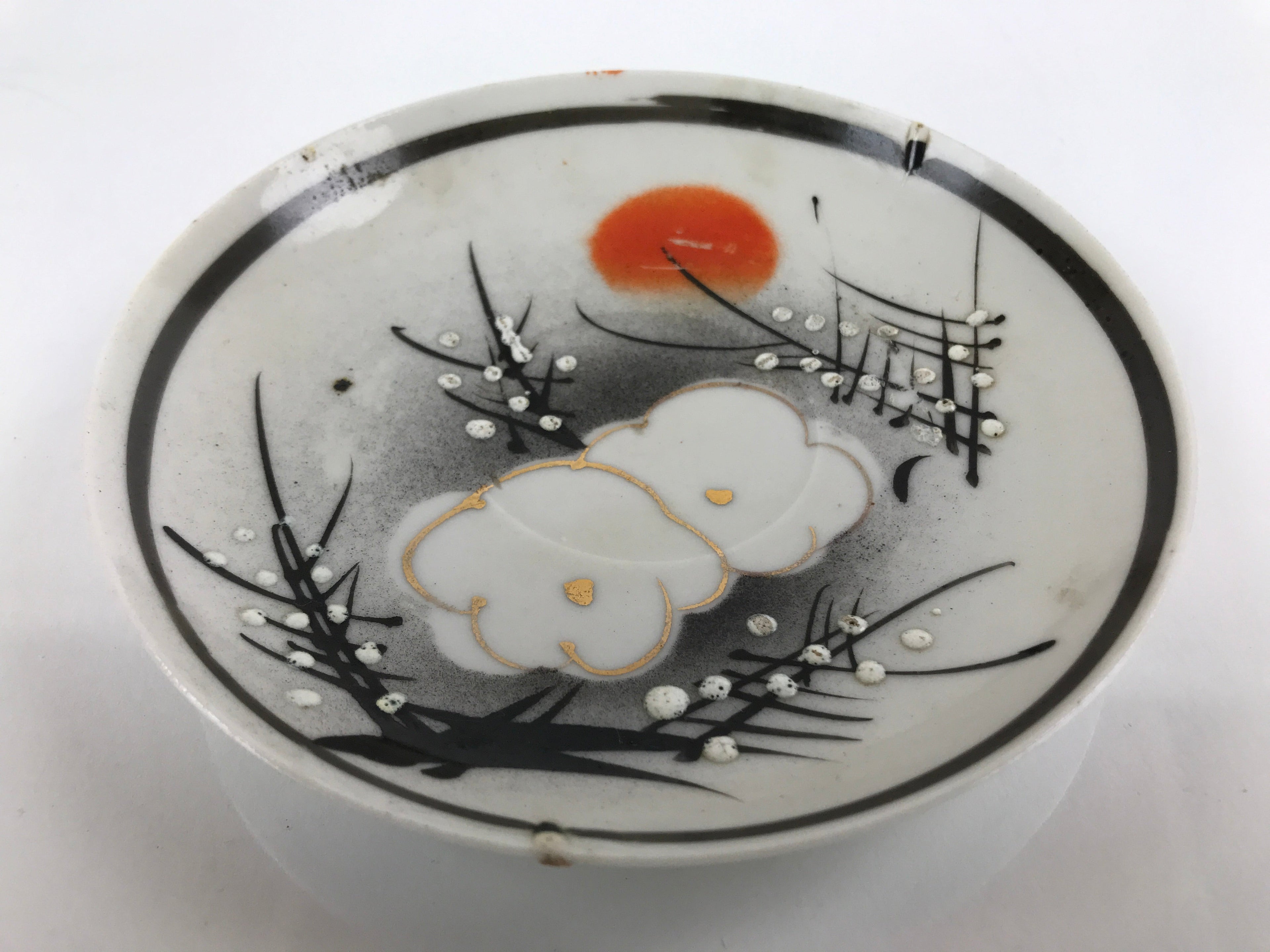 Japanese Porcelain Small Plate Kozara Vtg Plum Blossom Sun Black White PY716
