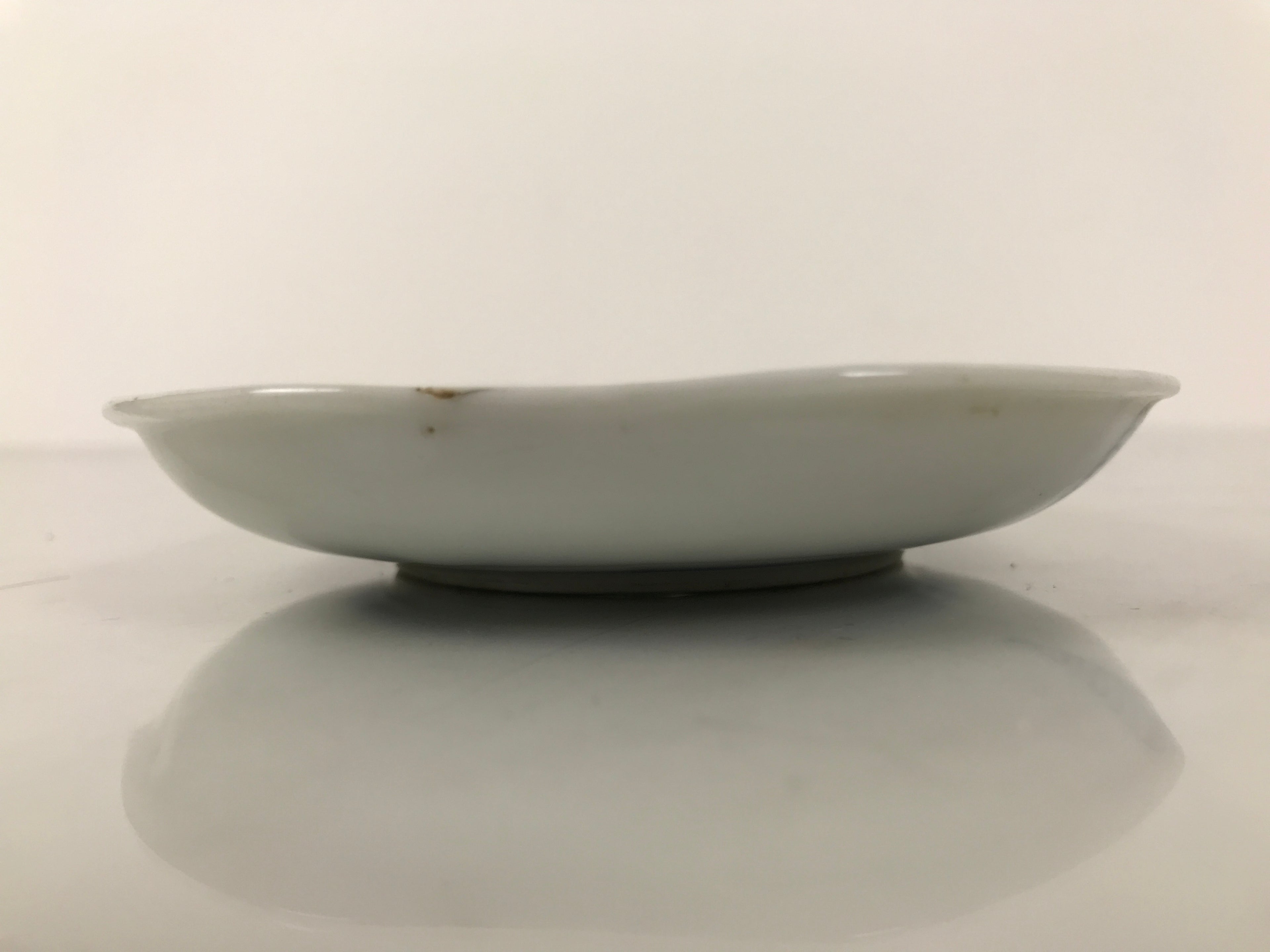 Japanese Porcelain Small Plate Mamezara Side Dish Chestnuts Kuri Blue White Y469