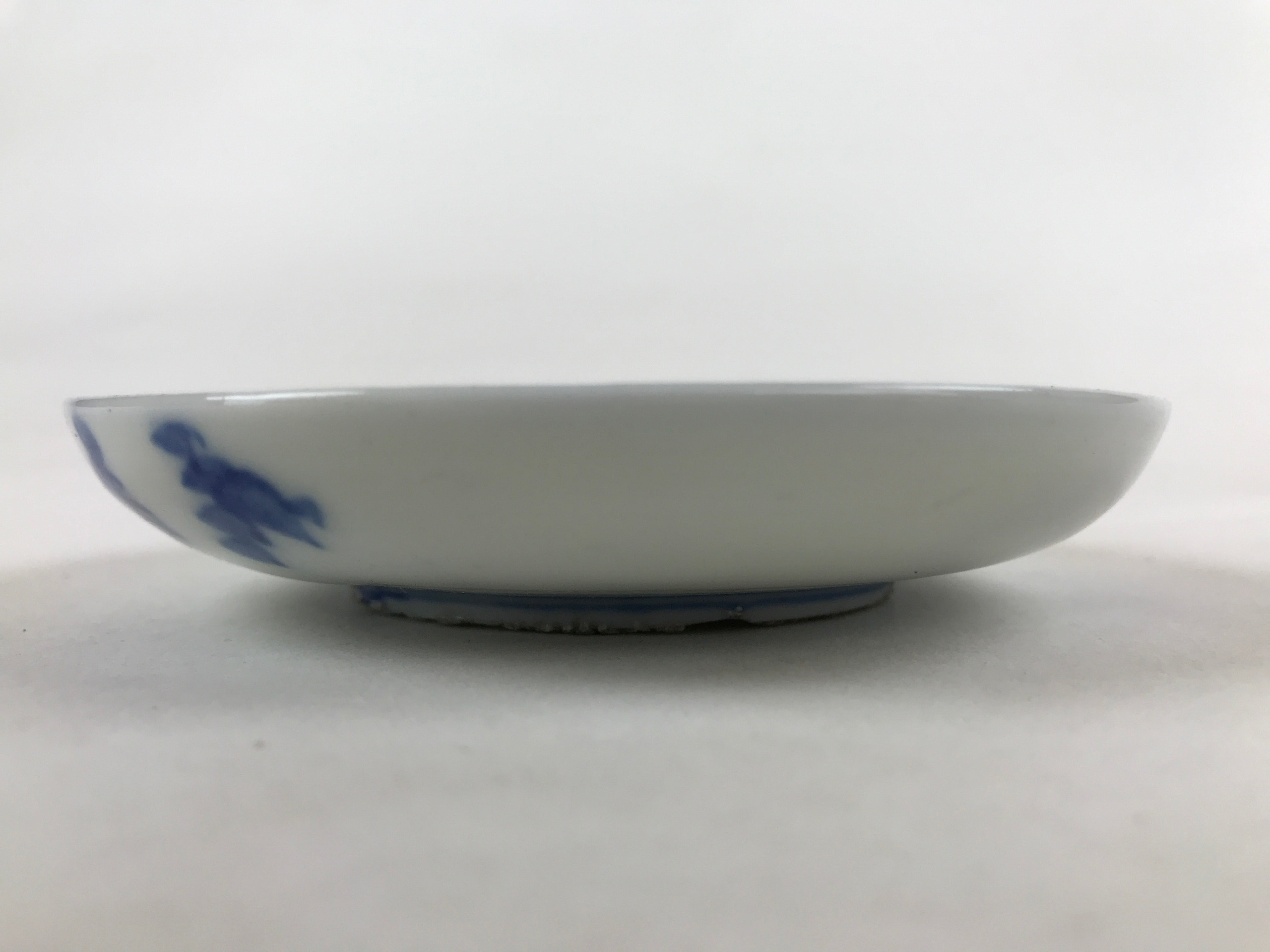 Japanese Porcelain Small Plate Mamezara Vtg Blue White Sometsuke Plants PY629