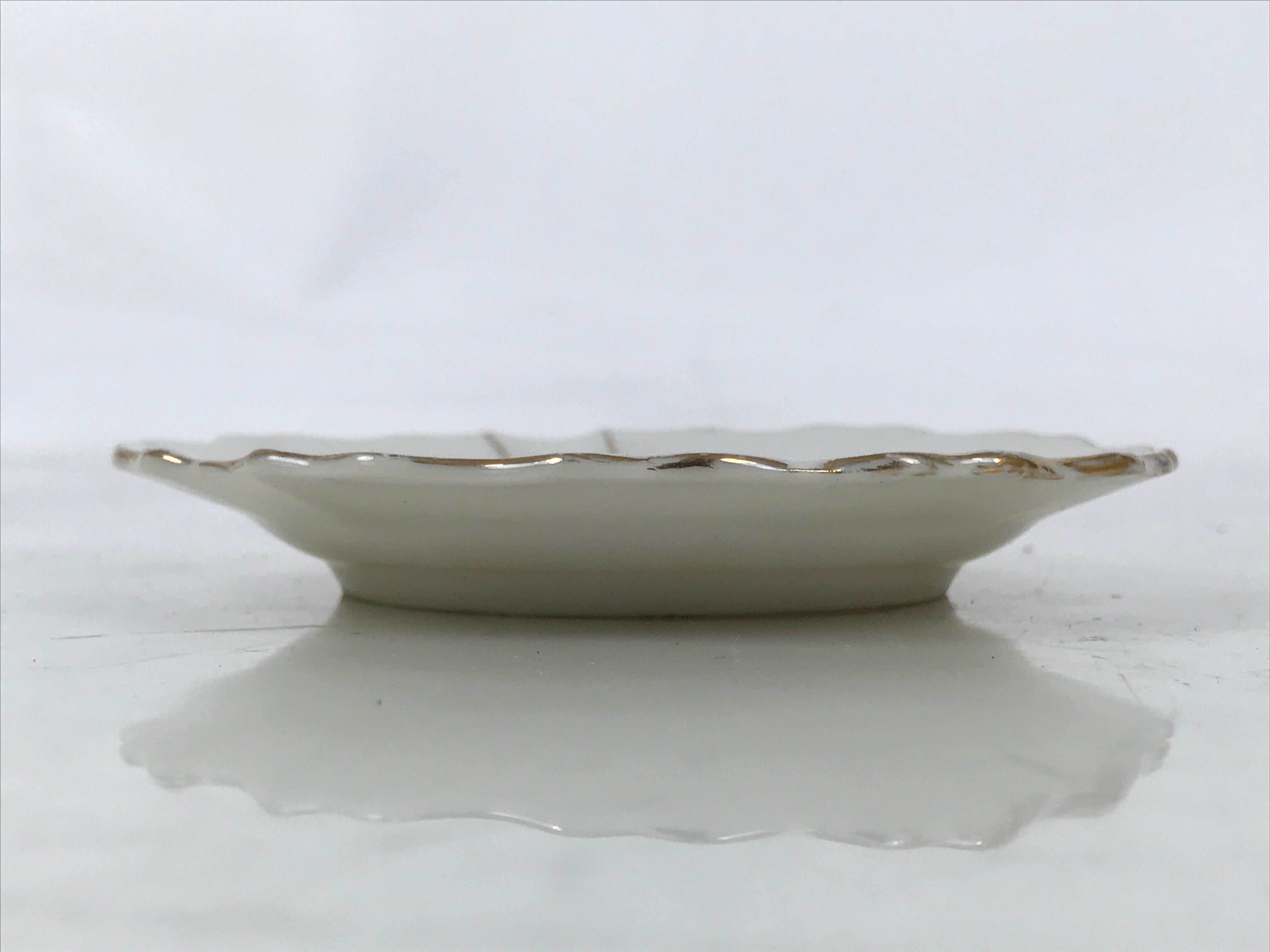 Japanese Porcelain Small Plate Mamezara Vtg Side Dish Pink Peony White Gold Y430