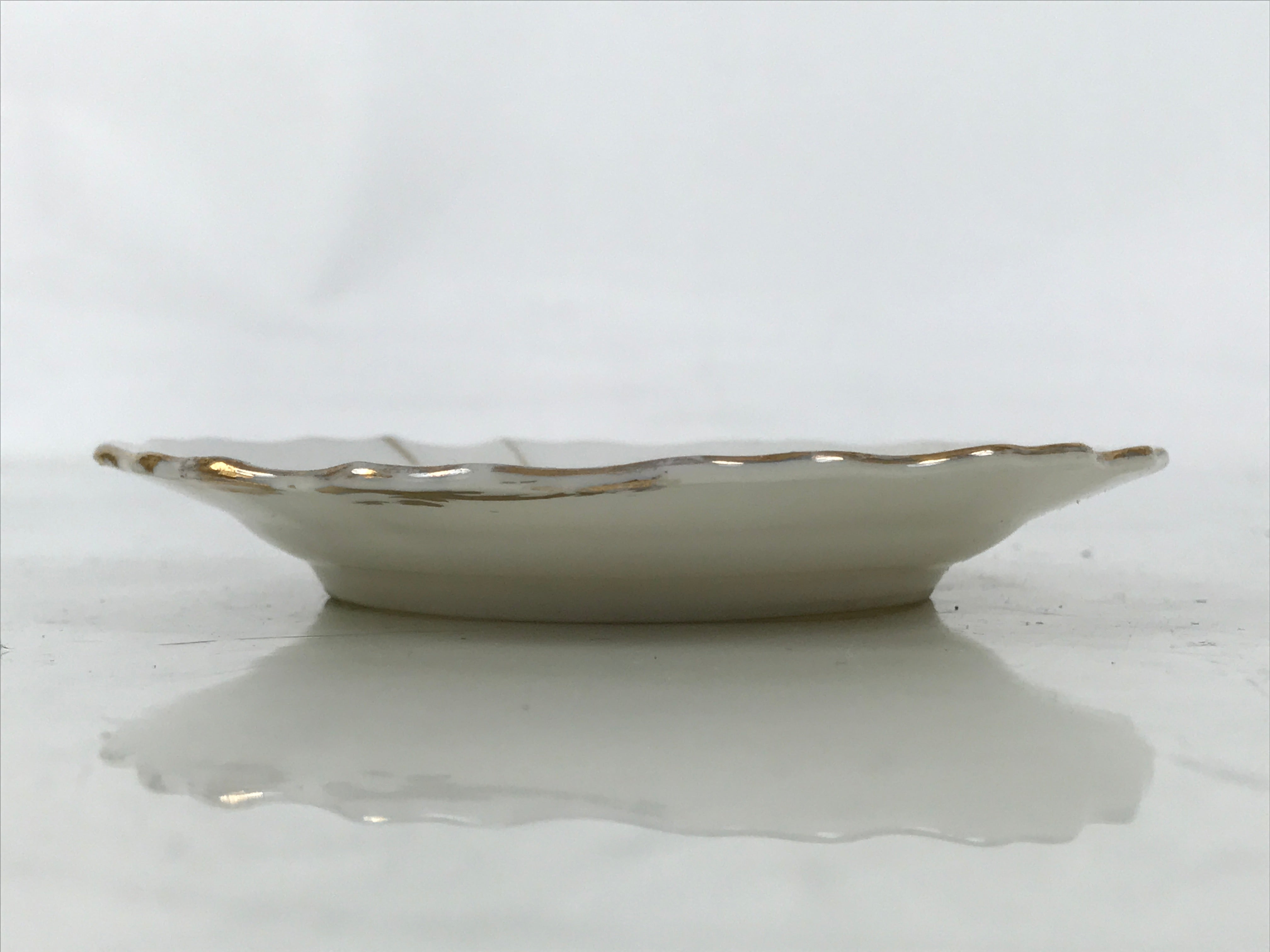 Japanese Porcelain Small Plate Mamezara Vtg Side Dish Pink Peony White Gold Y430