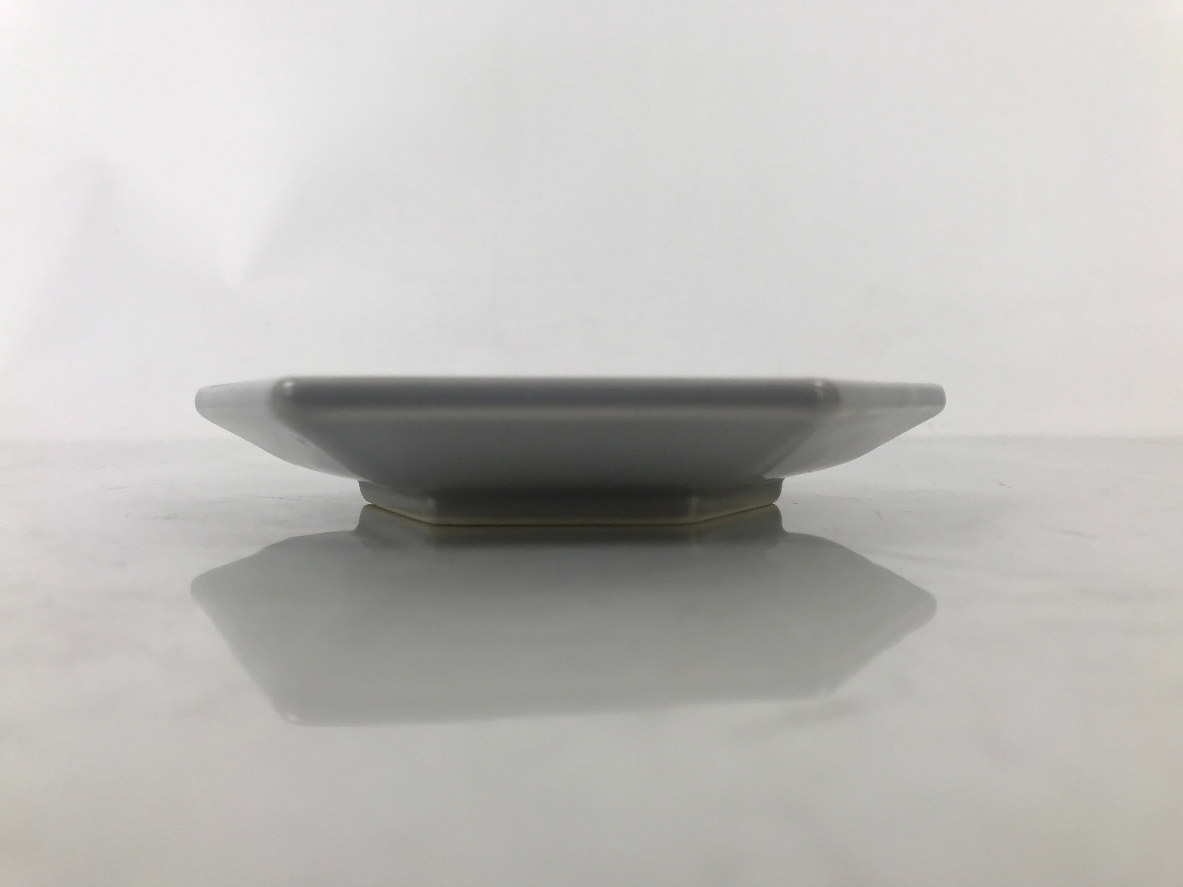 Japanese Porcelain Small Serving Plate Meimeizara Hexagon Pine Tree Gray Y216