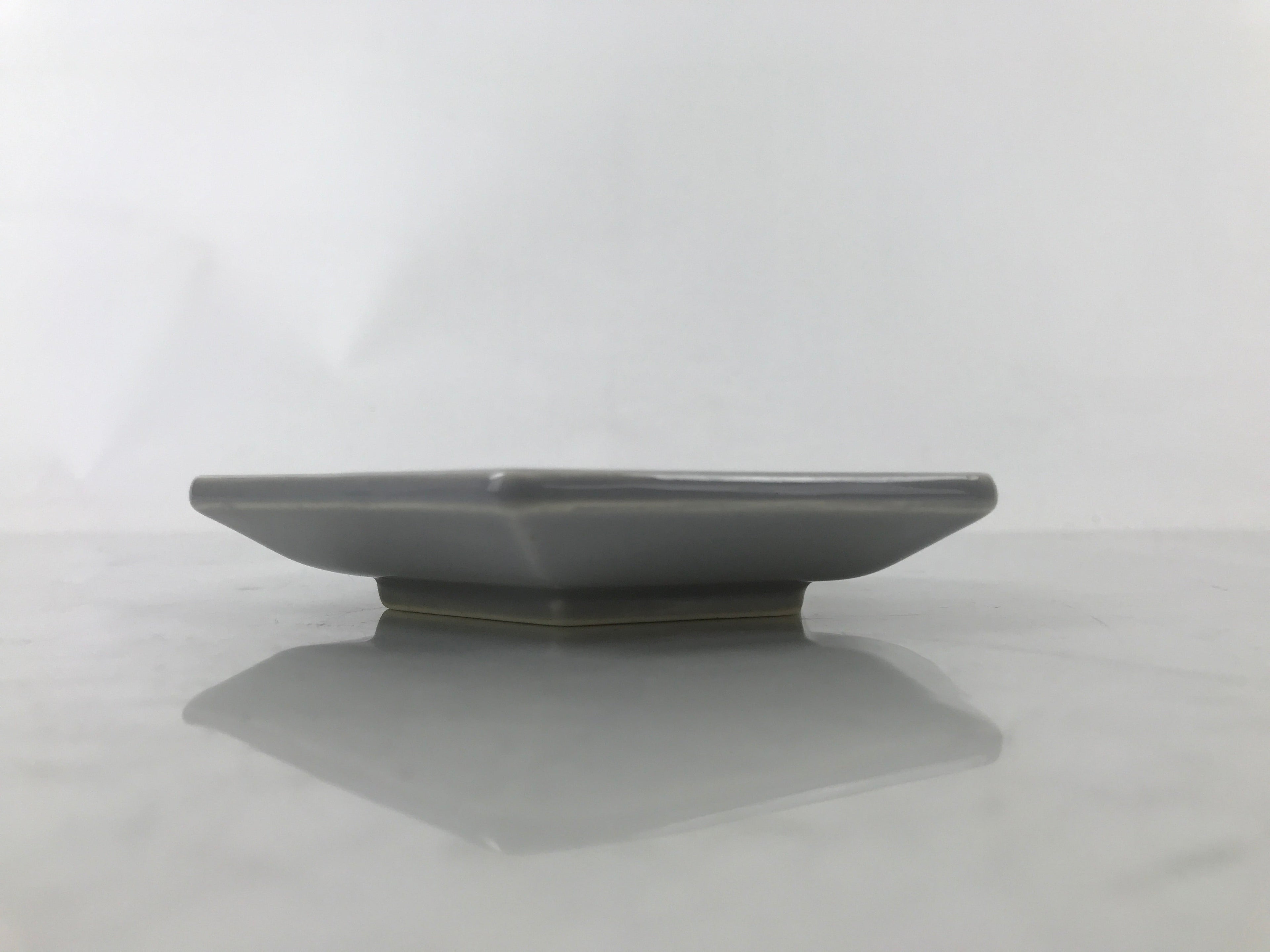 Japanese Porcelain Small Serving Plate Meimeizara Hexagon Pine Tree Gray Y216