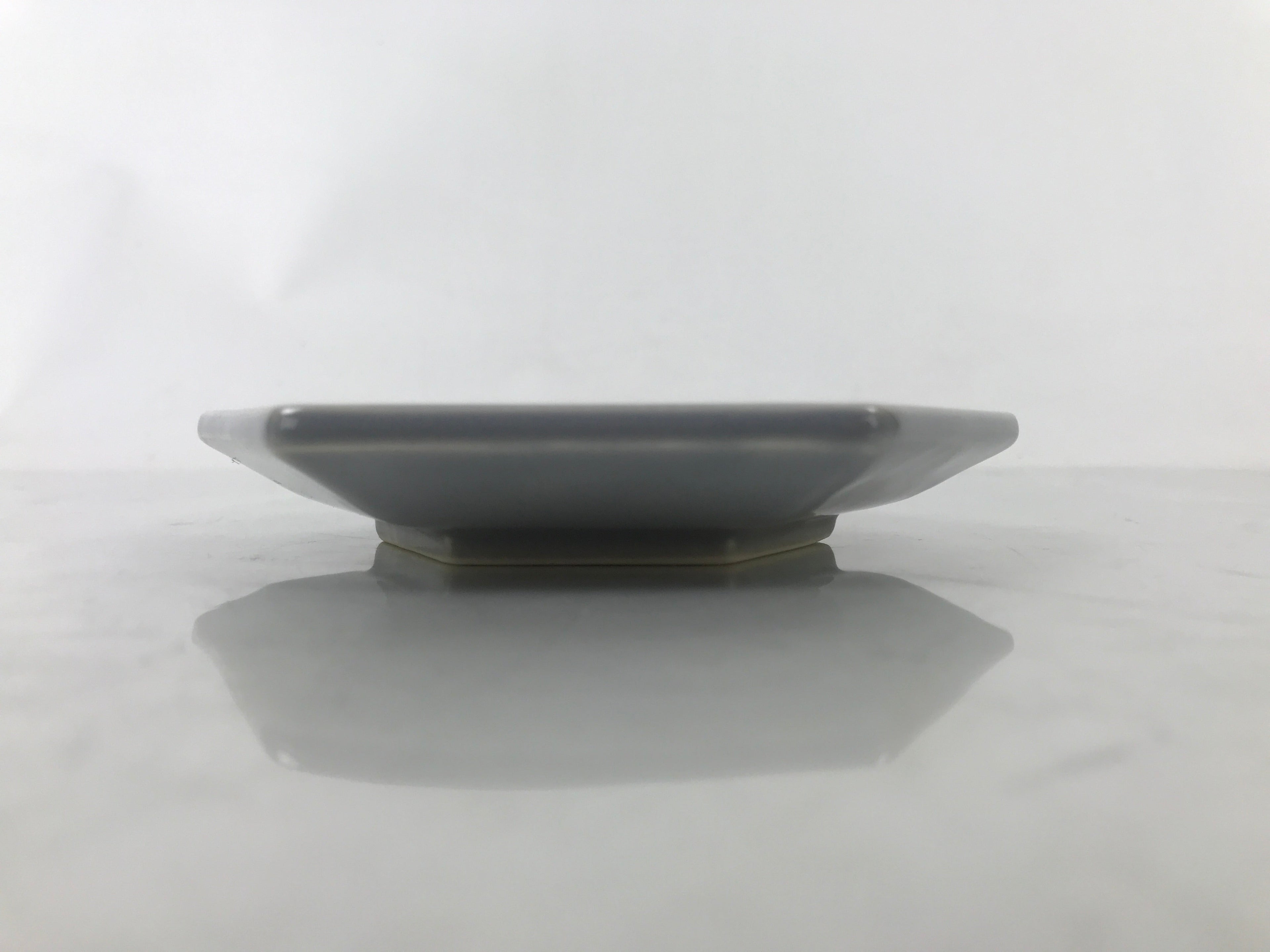 Japanese Porcelain Small Serving Plate Meimeizara Hexagon Pine Tree Gray Y216
