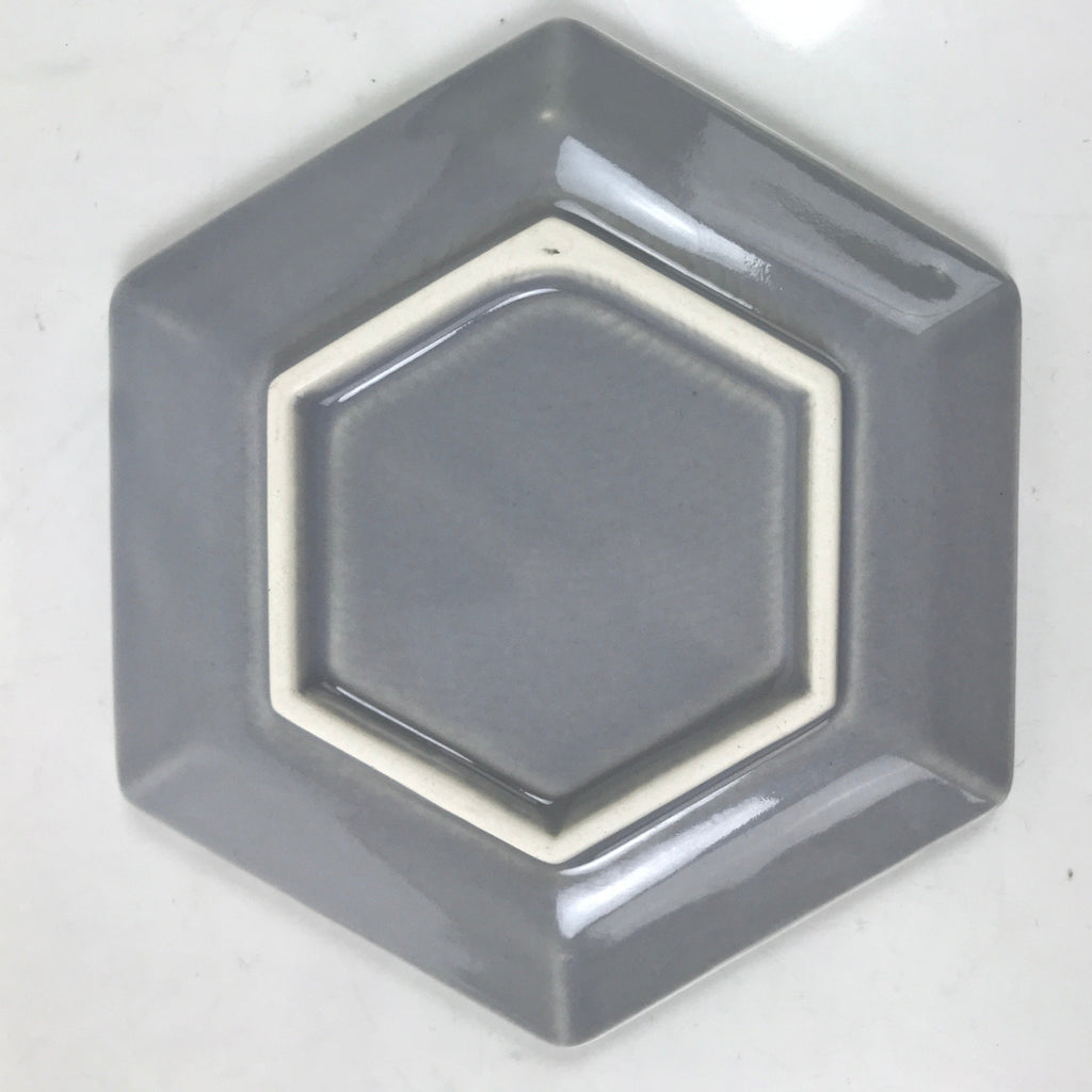 Japanese Porcelain Small Serving Plate Meimeizara Hexagon Pine Tree Gray Y216