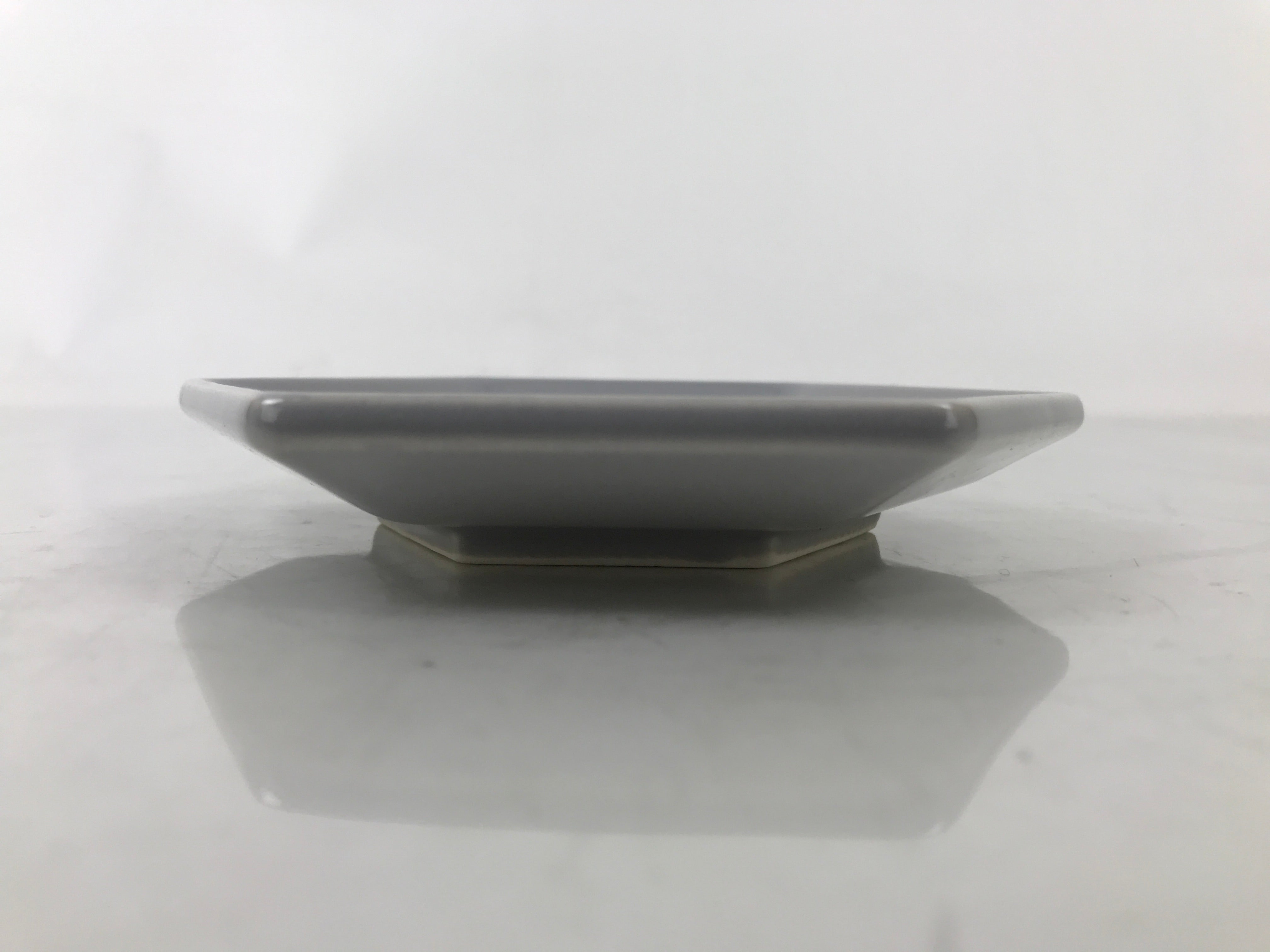 Japanese Porcelain Small Serving Plate Meimeizara Hexagon Pine Tree Gray Y217