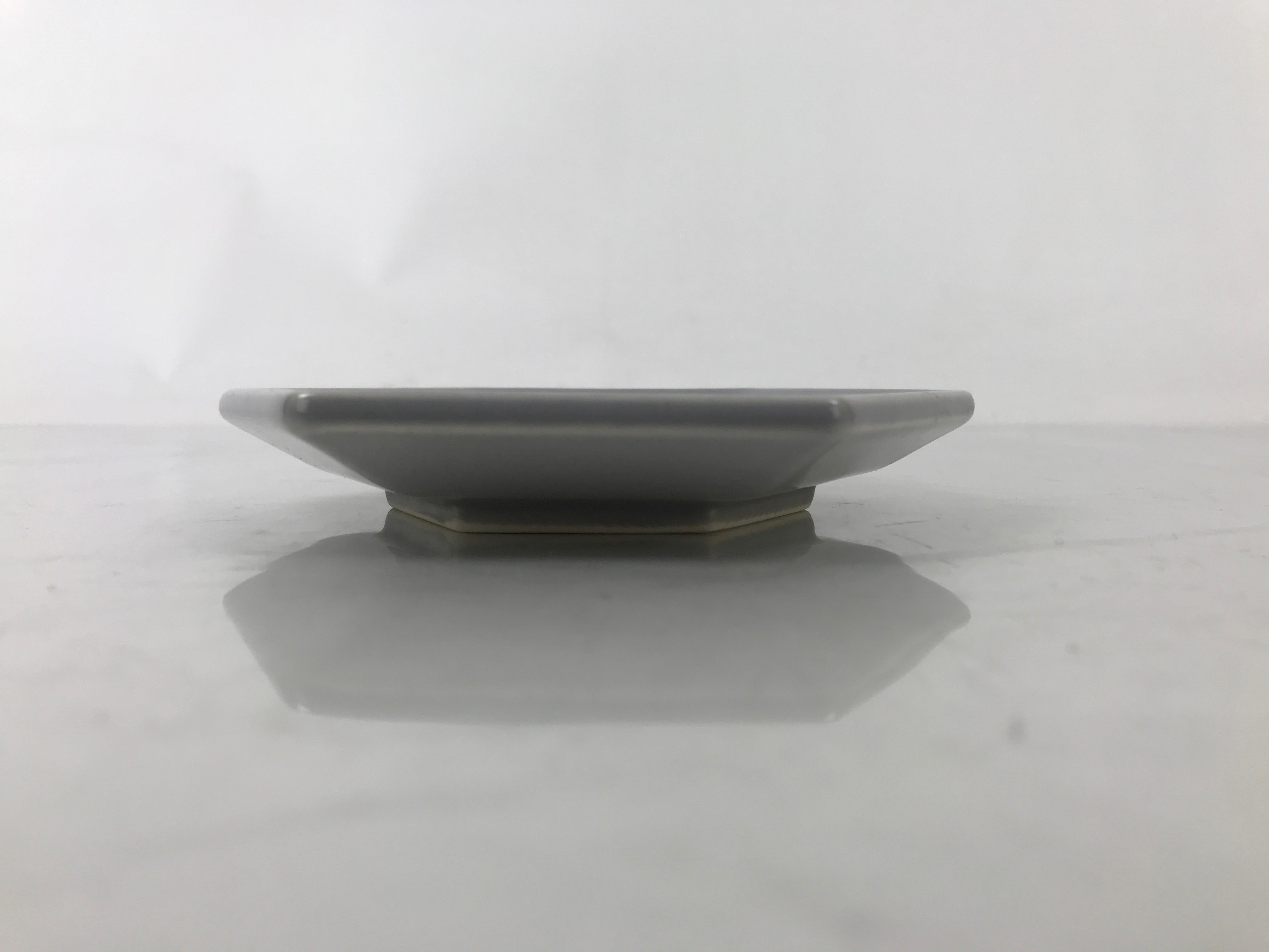 Japanese Porcelain Small Serving Plate Meimeizara Hexagon Pine Tree Gray Y217