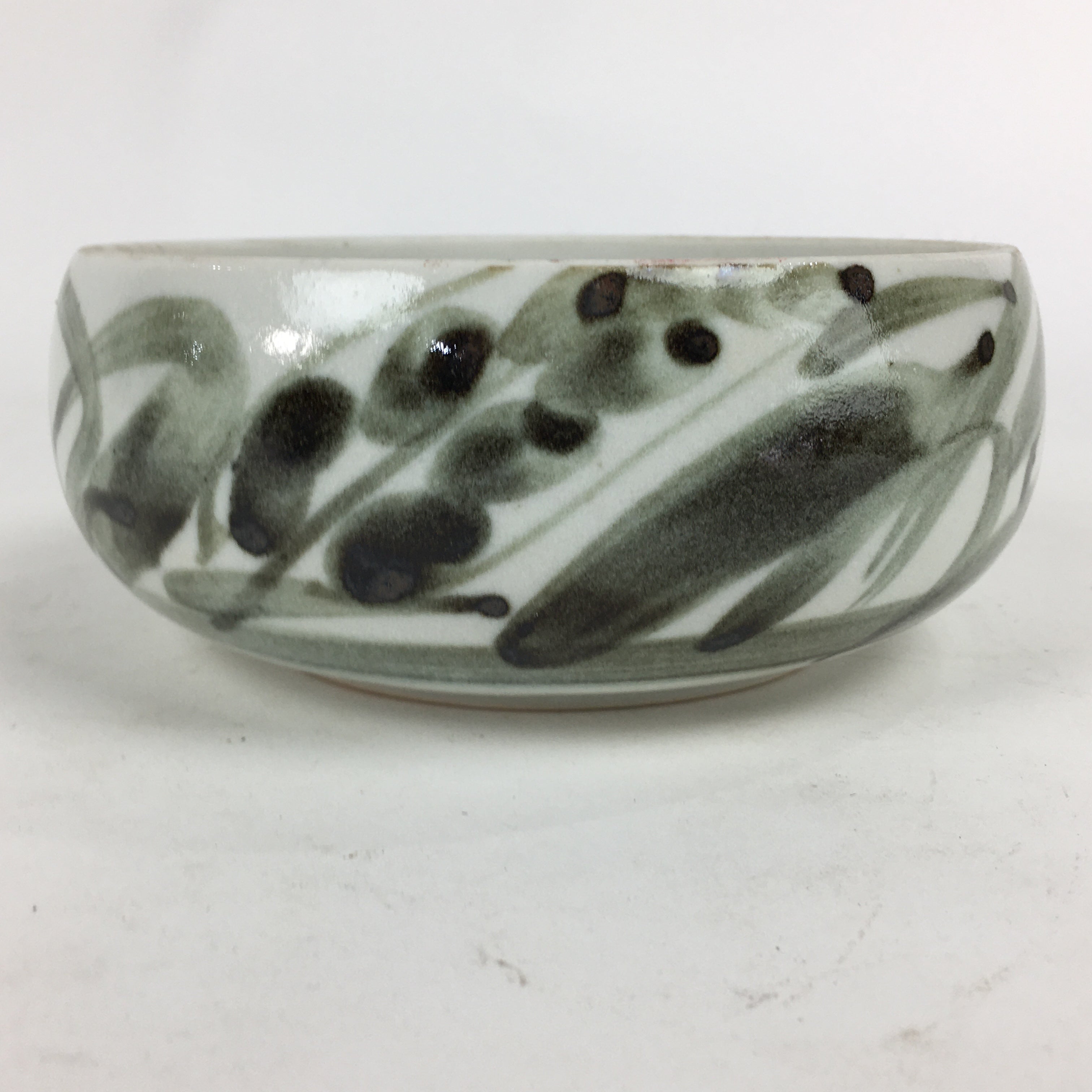 Japanese Porcelain Snack Bowl Kashiki Pottery Round Black Brush Design PP772