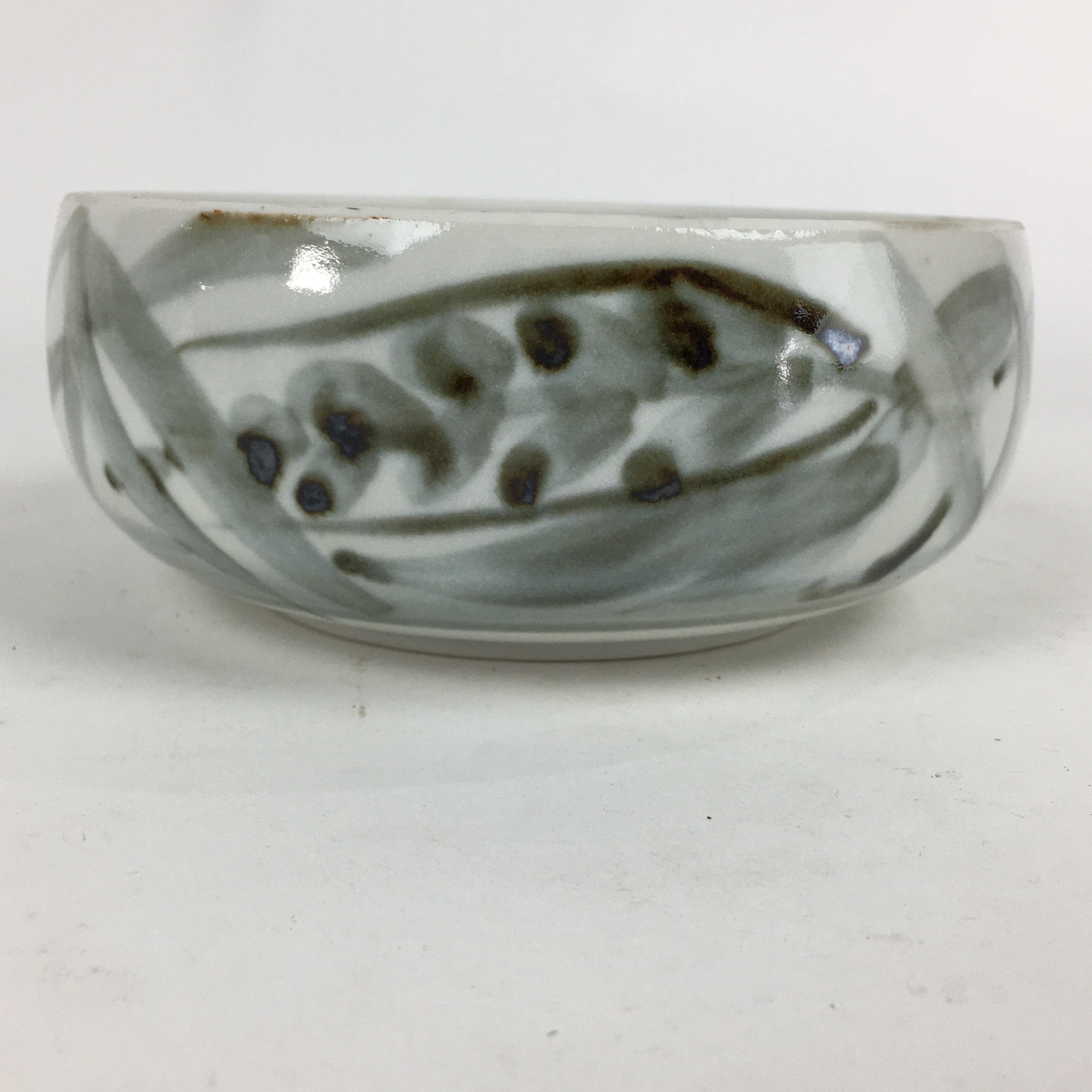 Japanese Porcelain Snack Bowl Kashiki Pottery Round Black Brush Design PP773