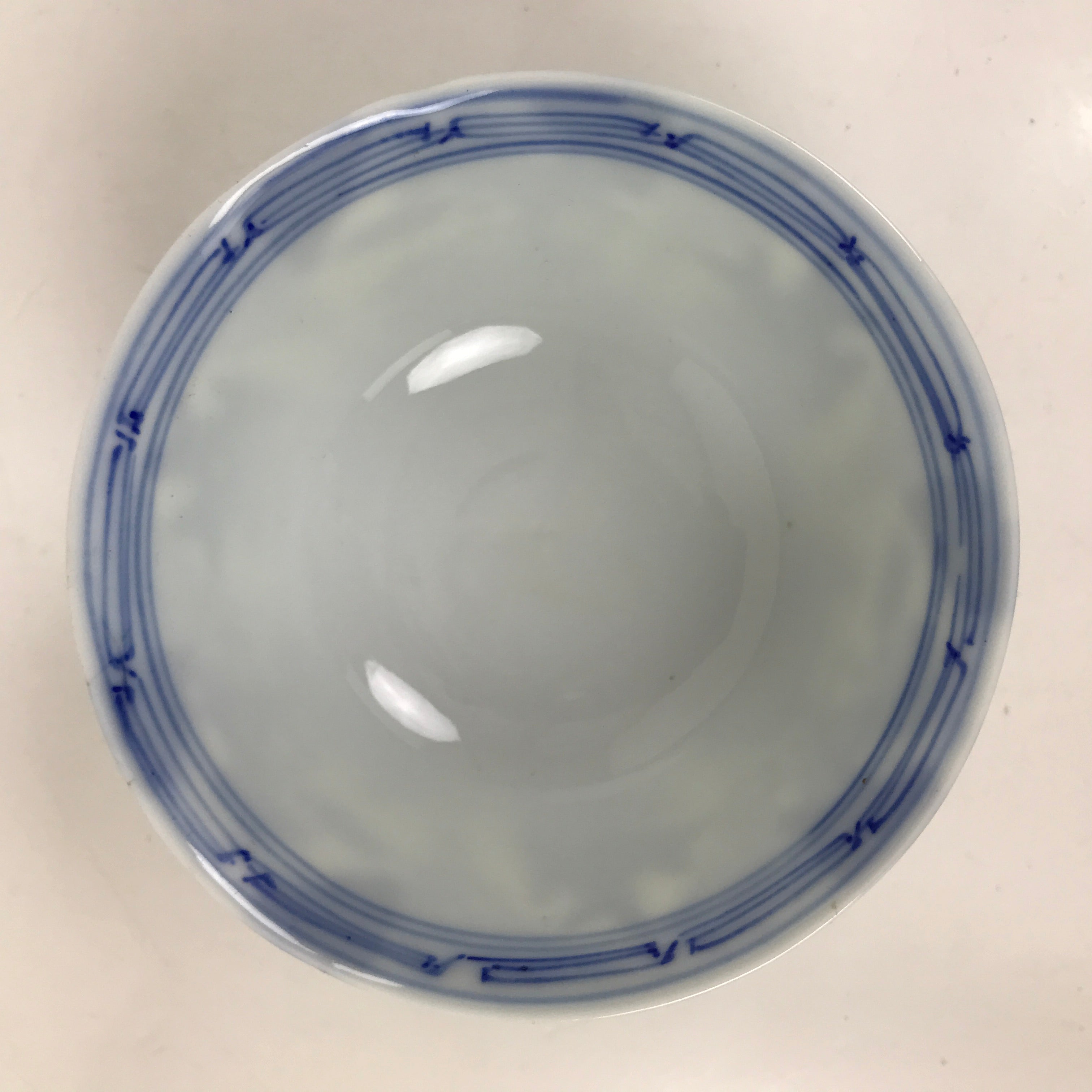 Japanese Porcelain Sometsuke Bowl Owan Vtg Pottery White Blue Floral Soup Y312