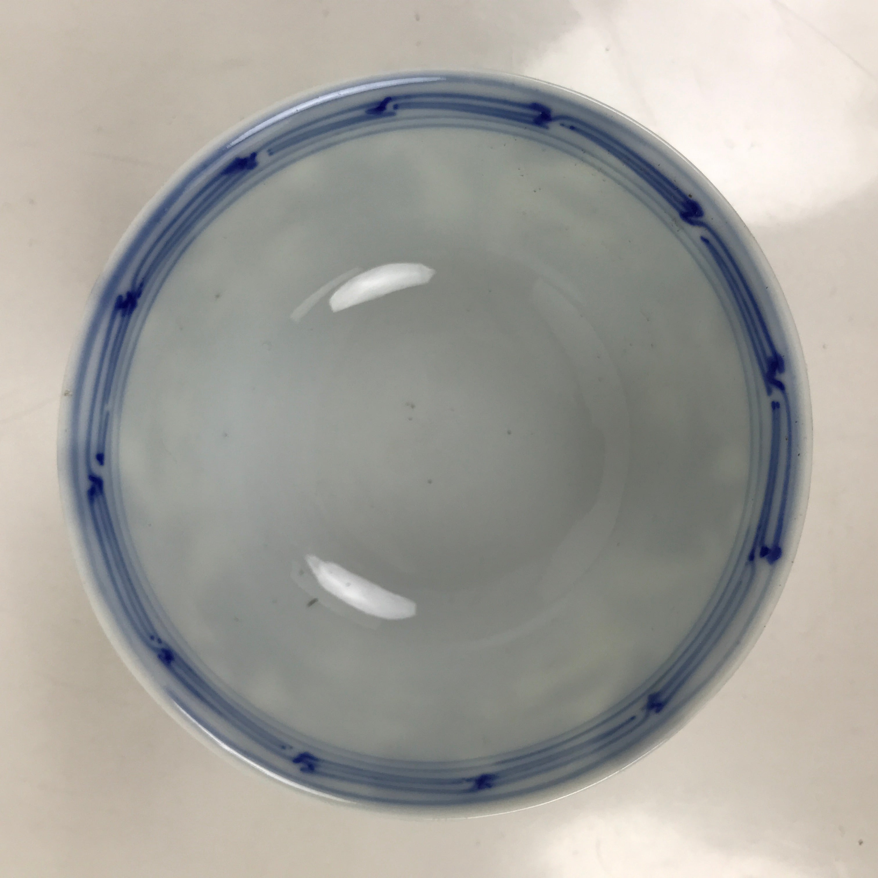 Japanese Porcelain Sometsuke Lidded Bowl Owan Vtg Pottery White Blue Floral Y298