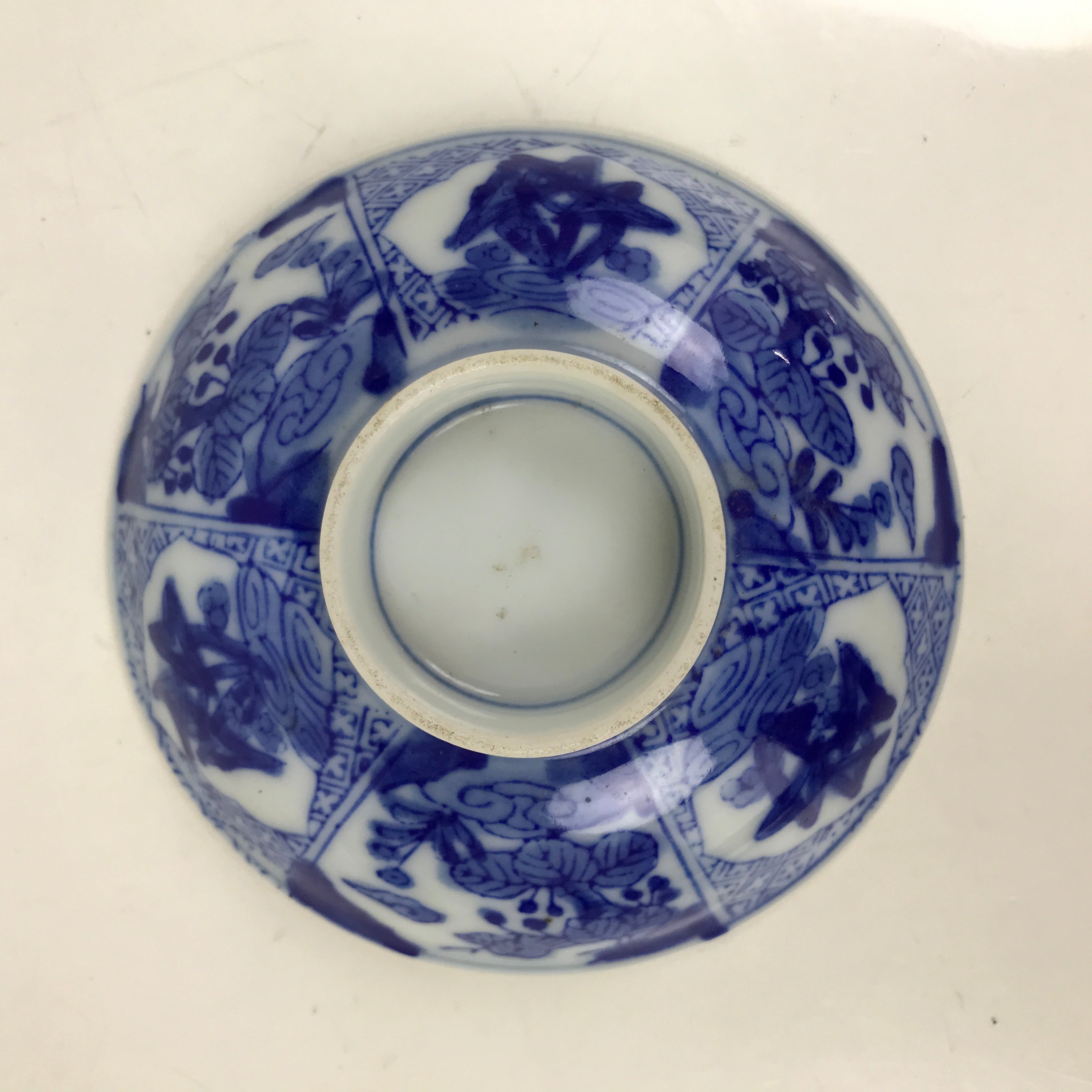 Japanese Porcelain Sometsuke Lidded Bowl Owan Vtg Pottery White Blue Floral Y298