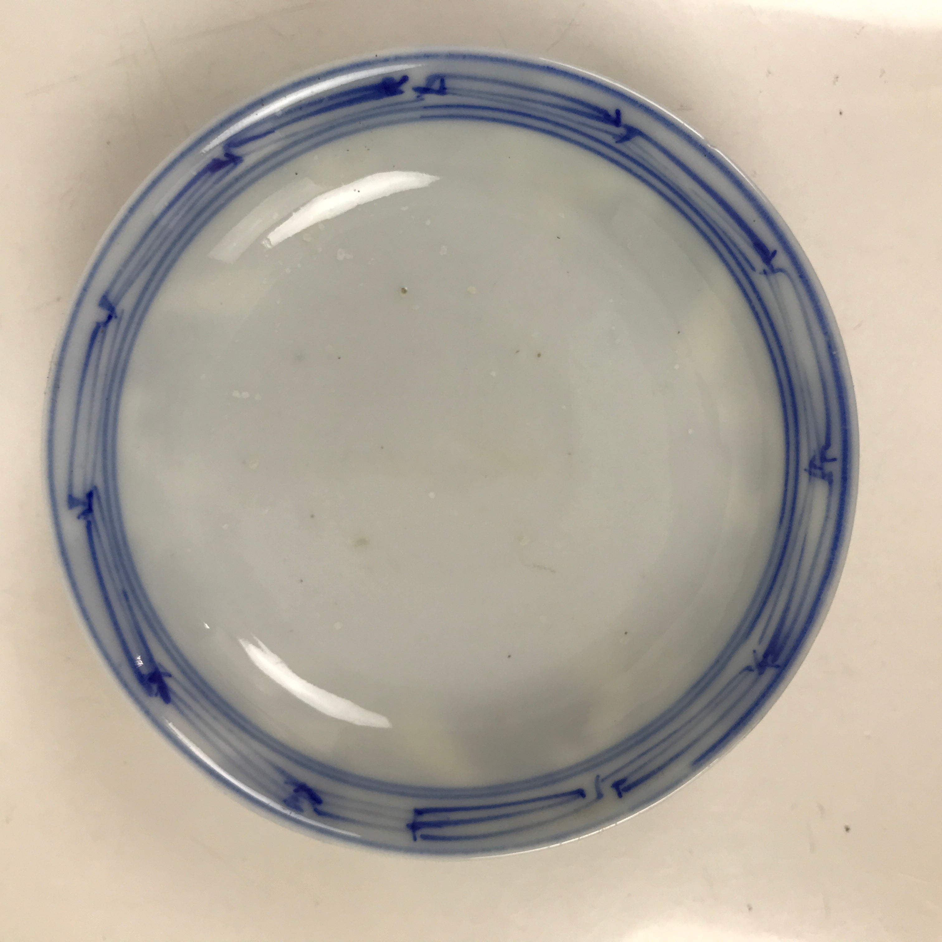 Japanese Porcelain Sometsuke Lidded Bowl Owan Vtg Pottery White Blue Floral Y302