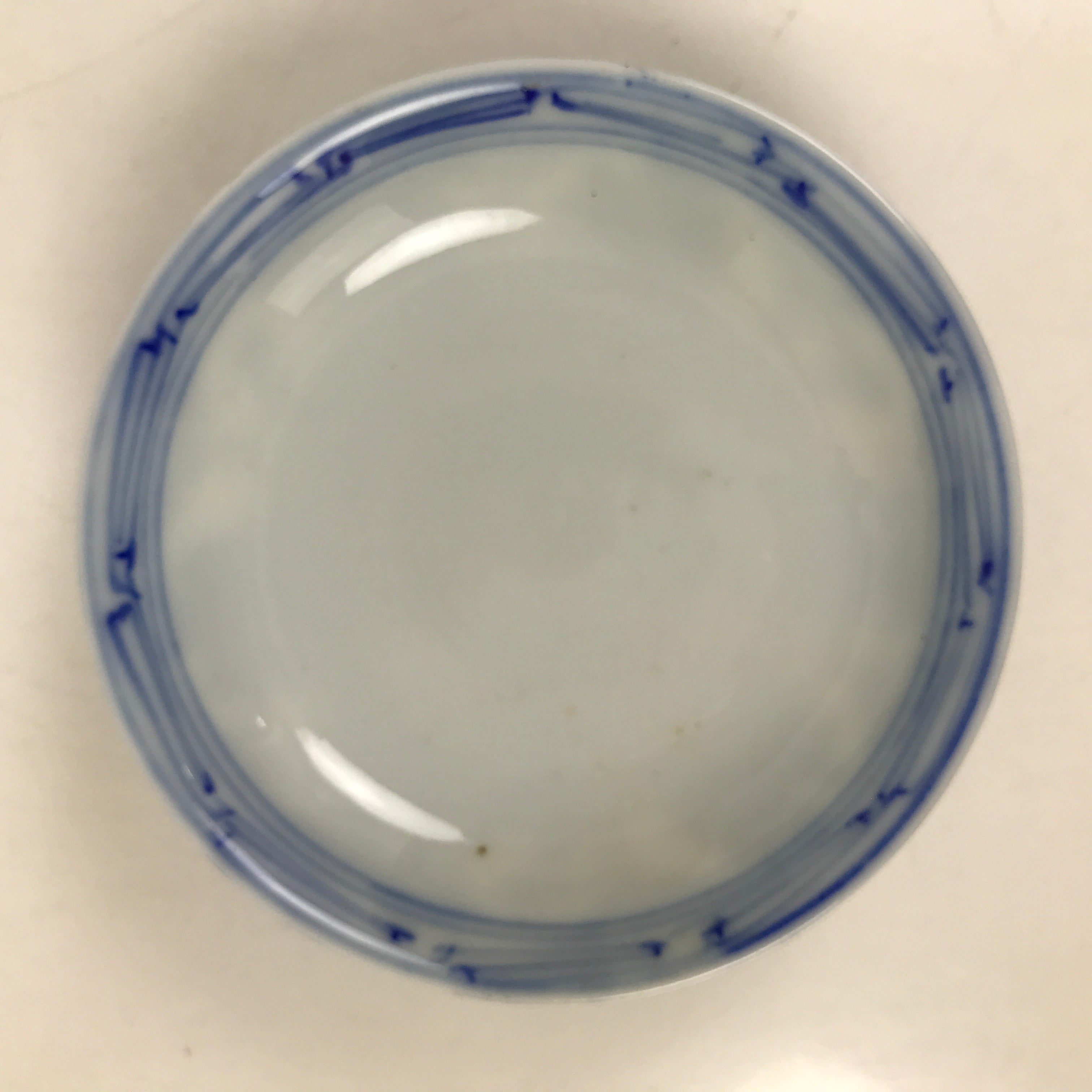 Japanese Porcelain Sometsuke Lidded Bowl Owan Vtg Pottery White Blue Floral Y304
