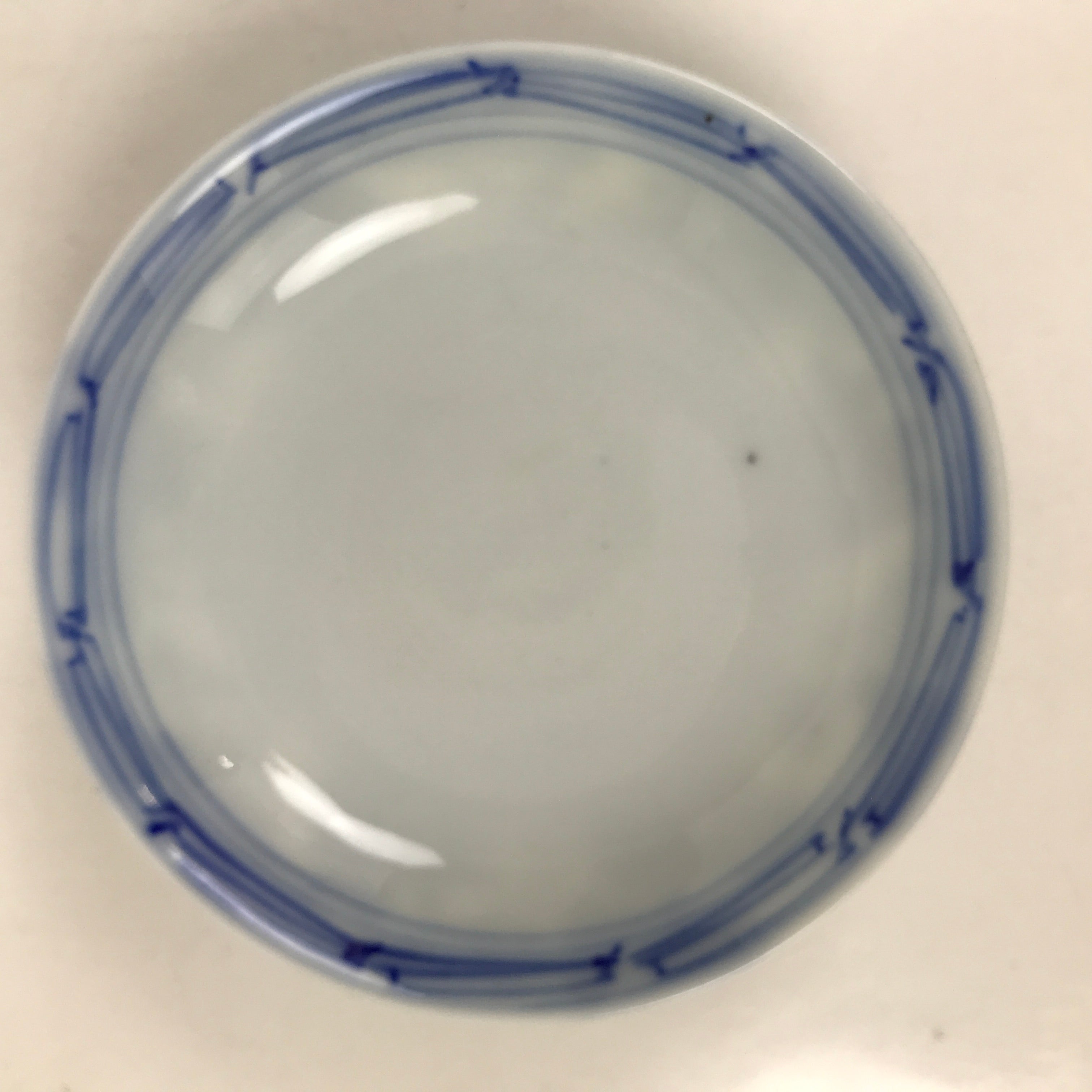 Japanese Porcelain Sometsuke Lidded Bowl Owan Vtg Pottery White Blue Floral Y305