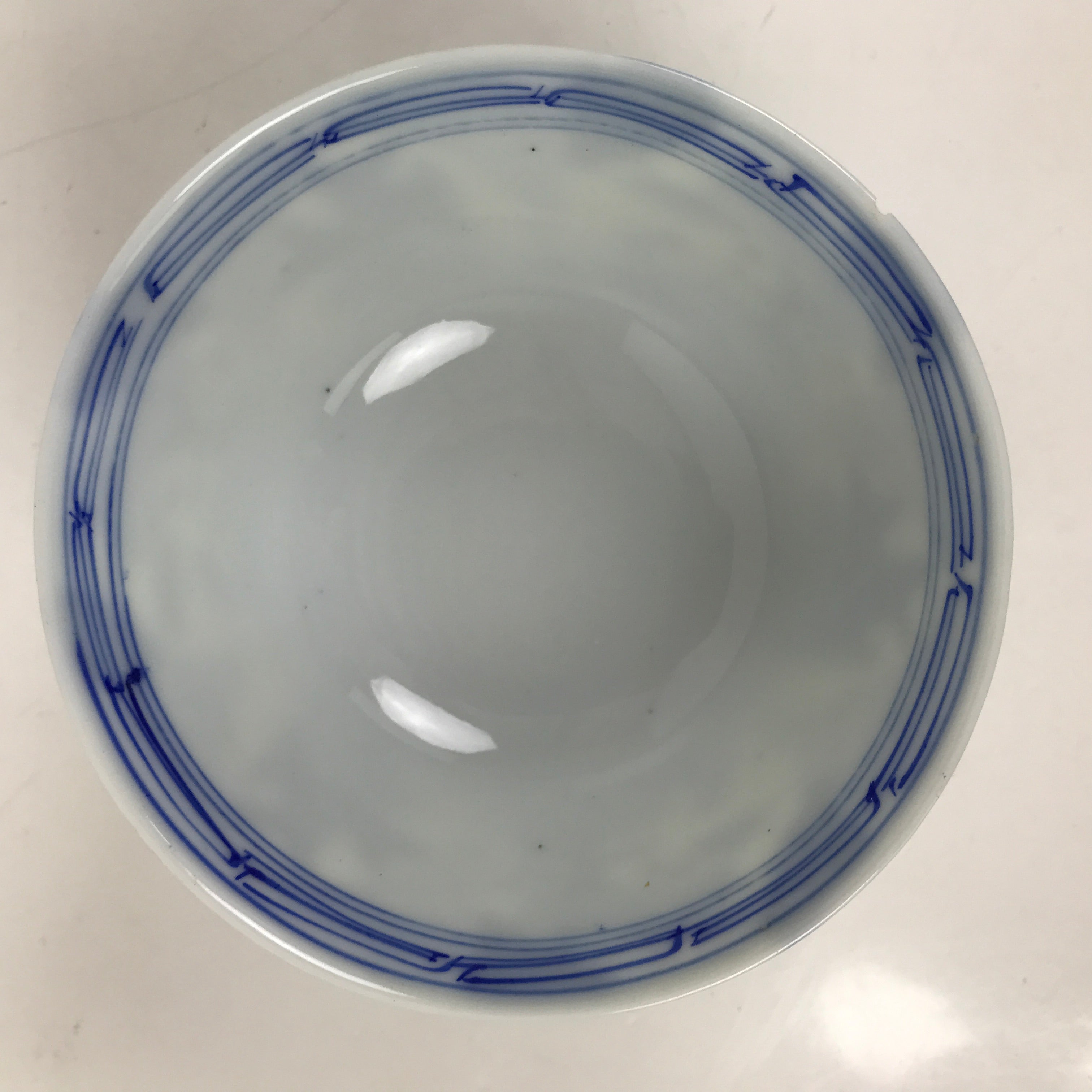 Japanese Porcelain Sometsuke Lidded Bowl Owan Vtg Pottery White Blue Floral Y305