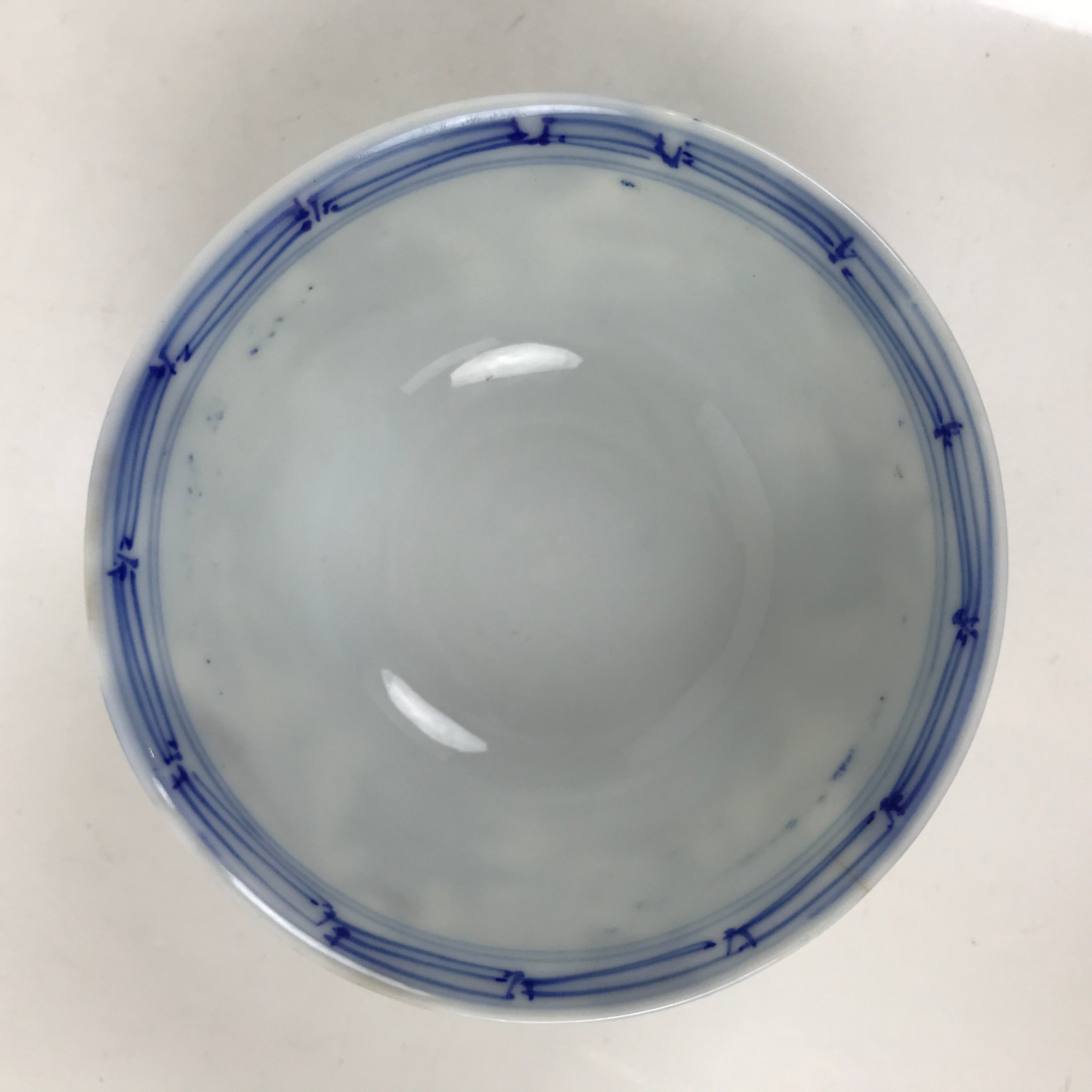 Japanese Porcelain Sometsuke Lidded Bowl Owan Vtg Pottery White Blue Floral Y307