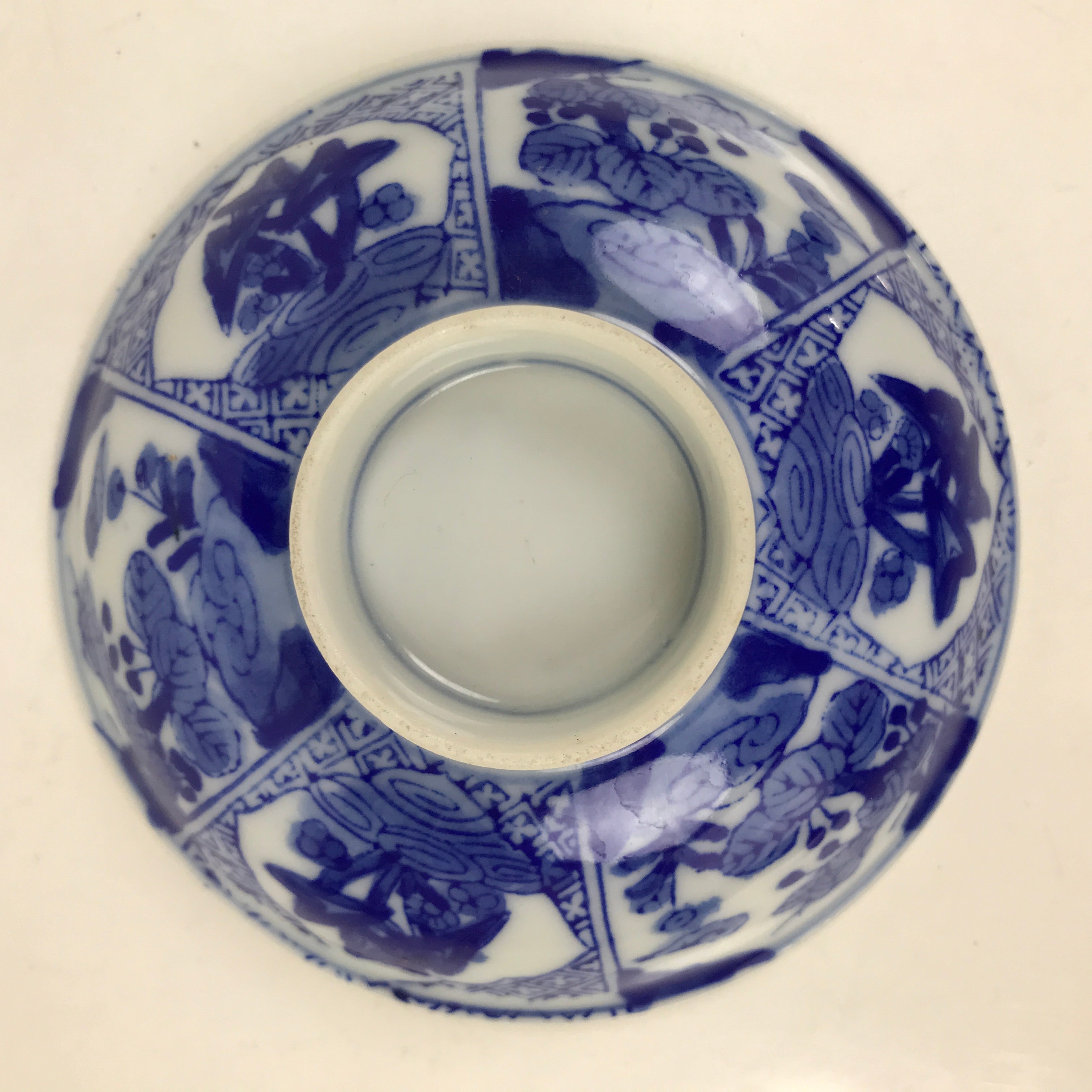 Japanese Porcelain Sometsuke Lidded Bowl Owan Vtg Pottery White Blue Floral Y307