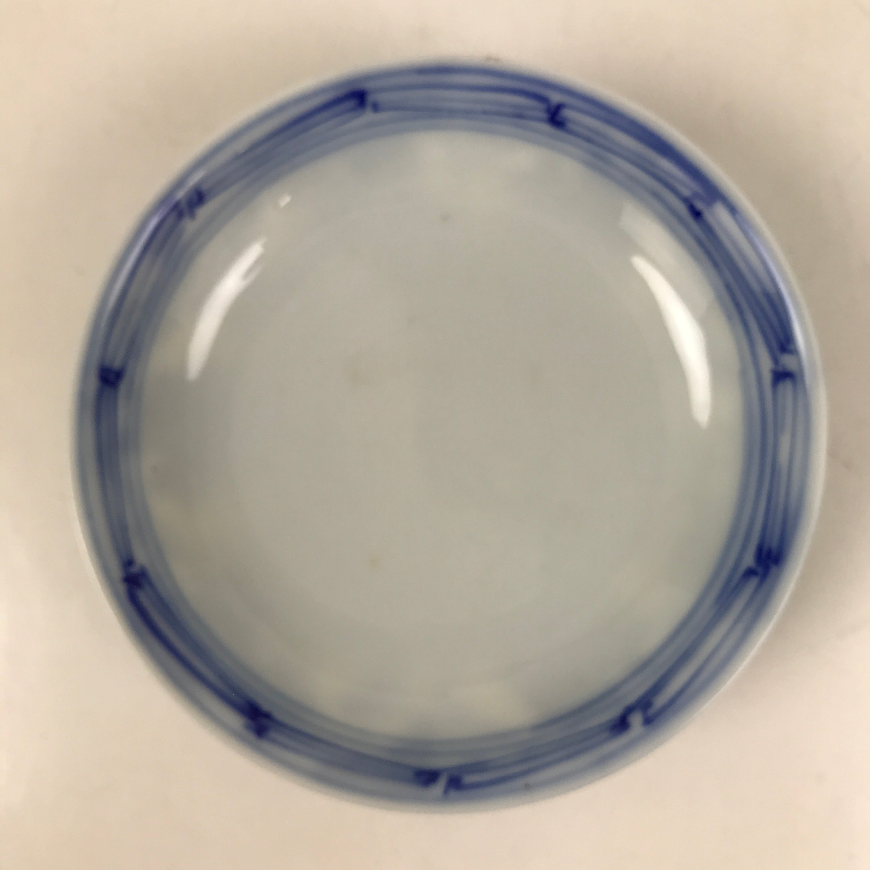 Japanese Porcelain Sometsuke Lidded Bowl Owan Vtg Pottery White Blue Floral Y309