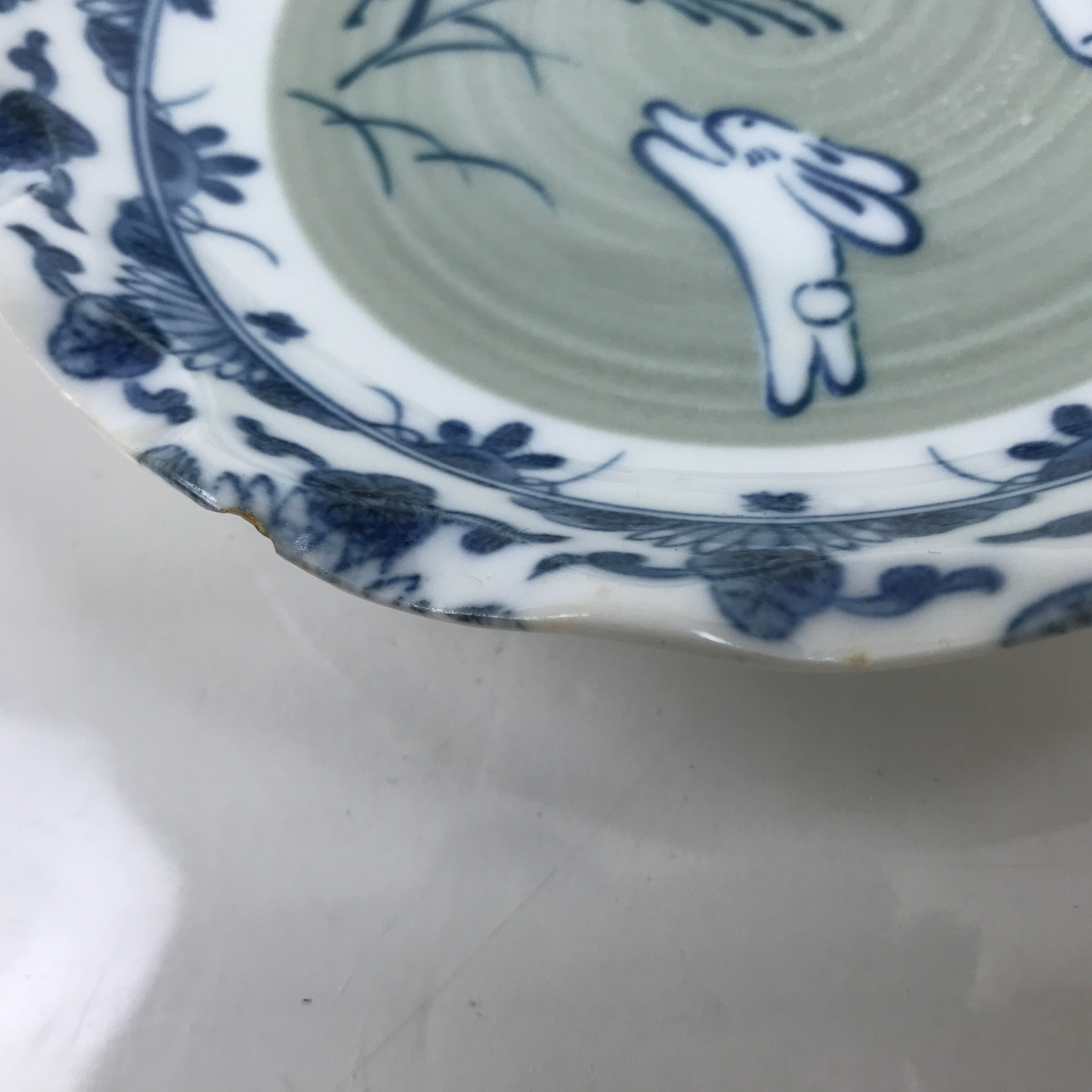 Japanese Porcelain Sometsuke Small Plate Kozara Vtg Sara Rabbit Ruffle Edge Y191