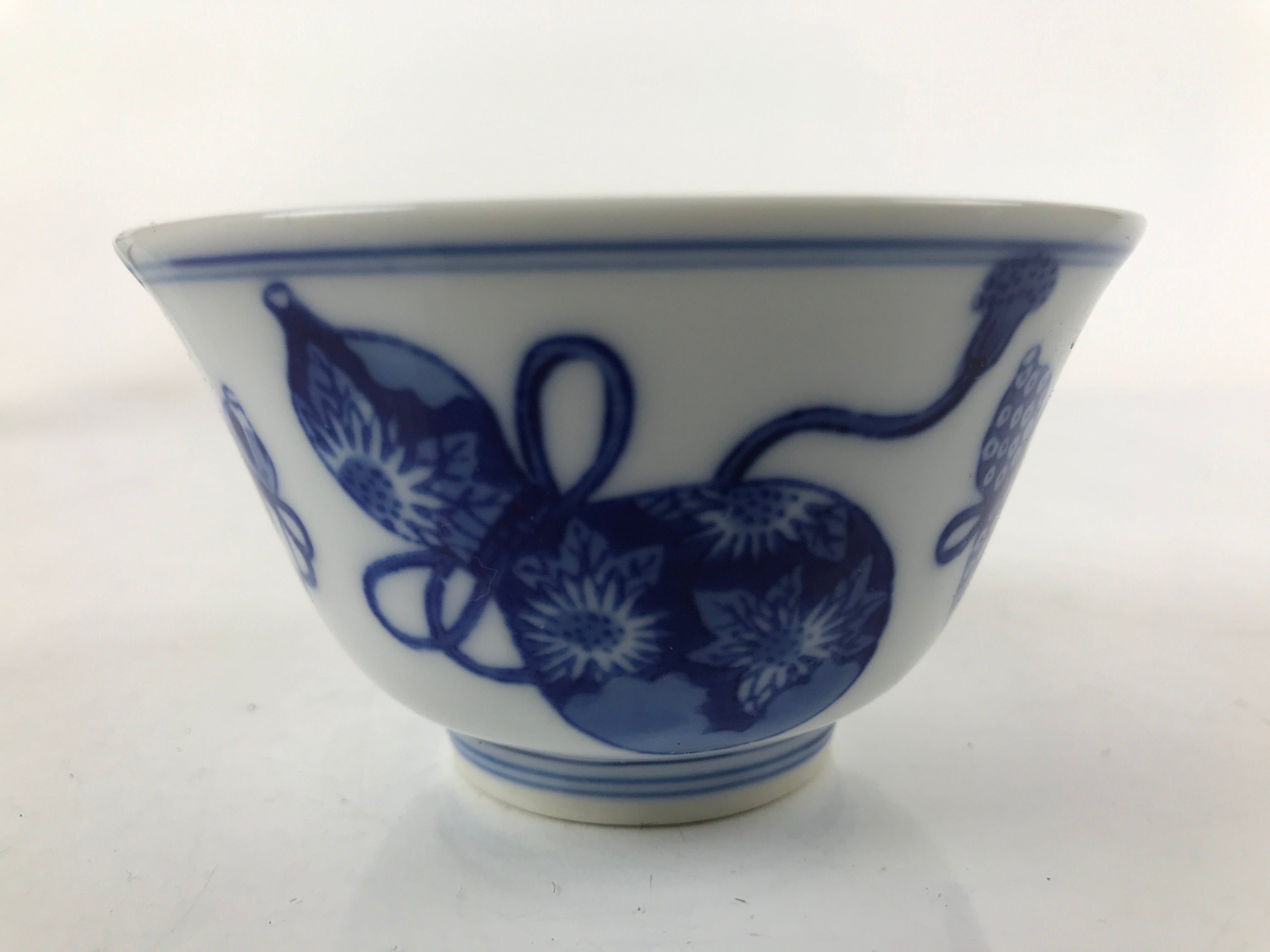 Japanese Porcelain Sometsuke Teacup Vtg Hyotan Gourd White Blue Yunomi TC433