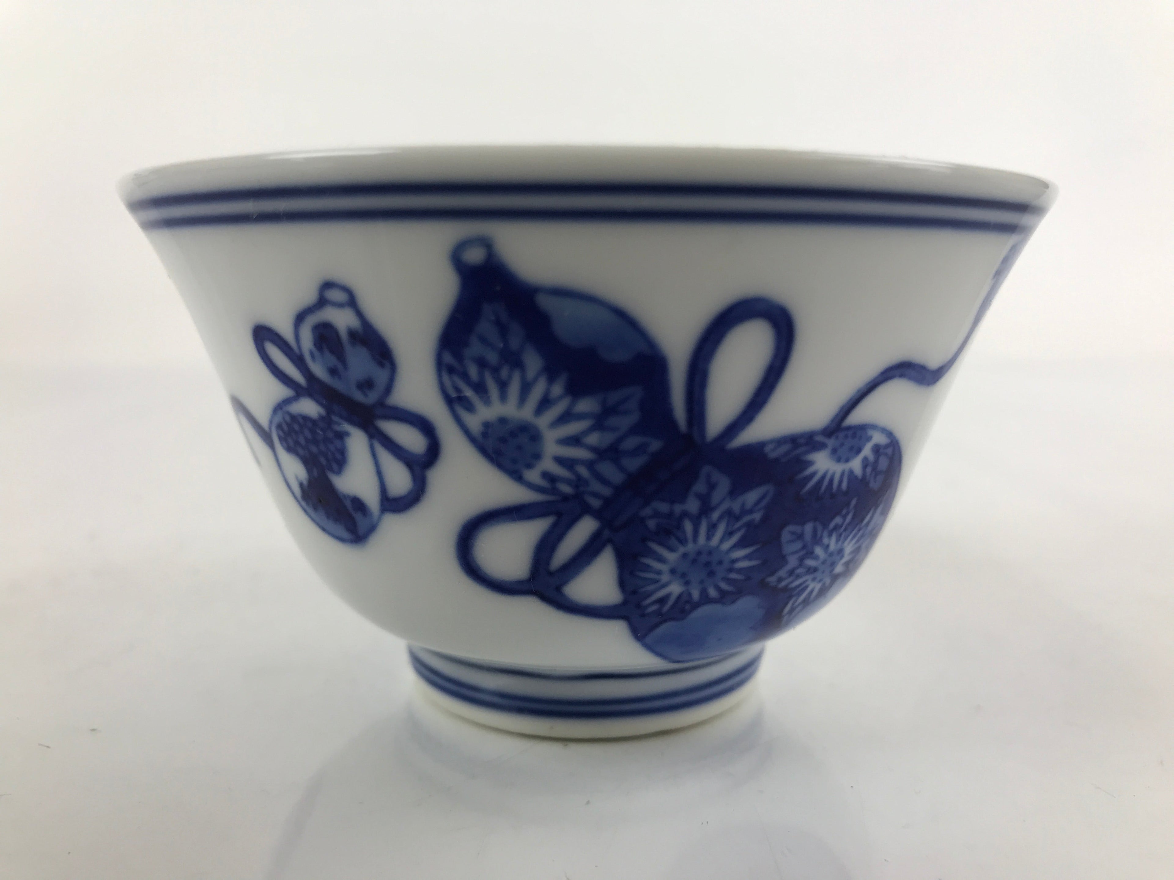Japanese Porcelain Sometsuke Teacup Vtg Hyotan Gourd White Blue Yunomi TC434