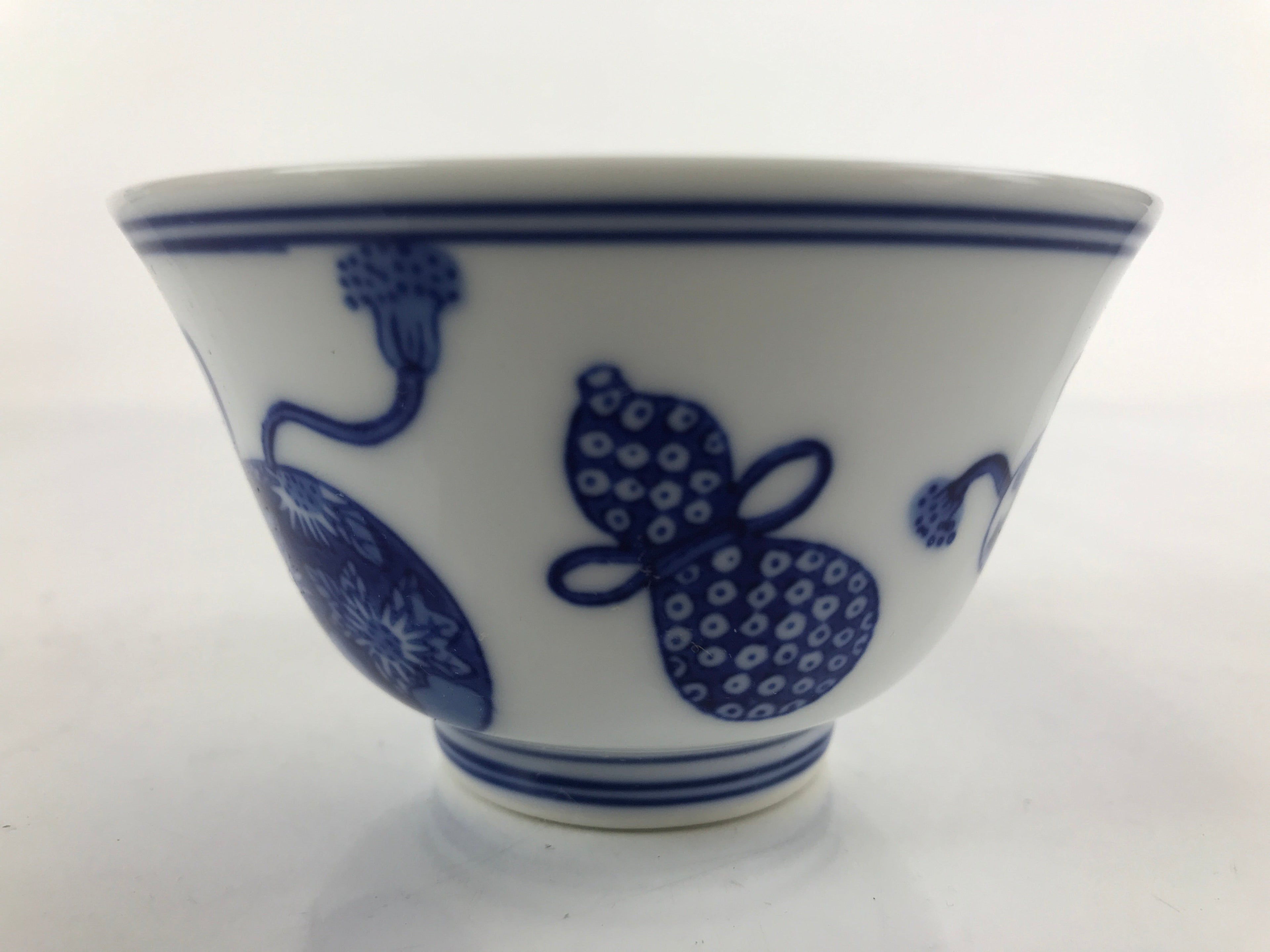 Japanese Porcelain Sometsuke Teacup Vtg Hyotan Gourd White Blue Yunomi TC434