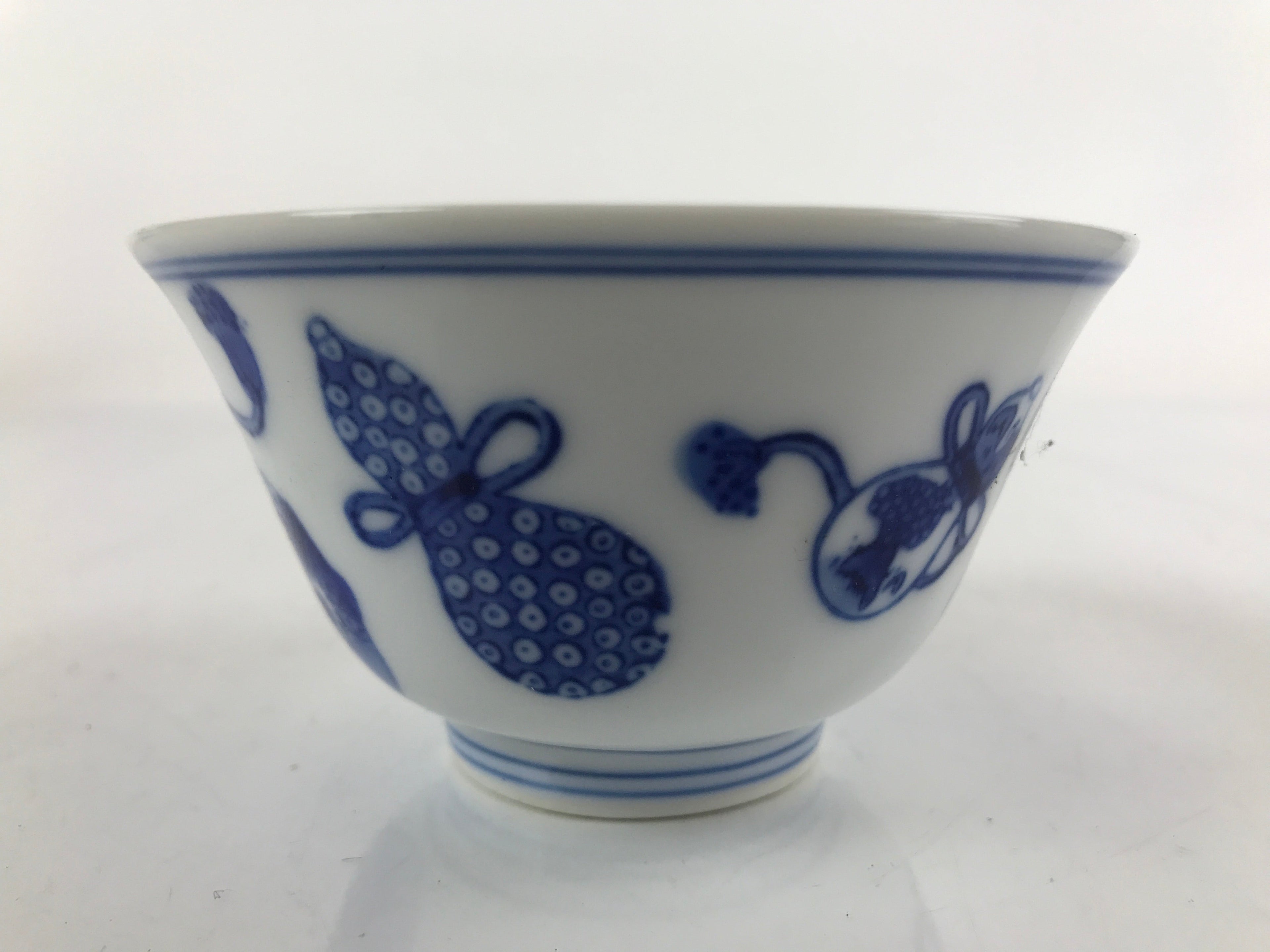 Japanese Porcelain Sometsuke Teacup Vtg Hyotan Gourd White Blue Yunomi TC435