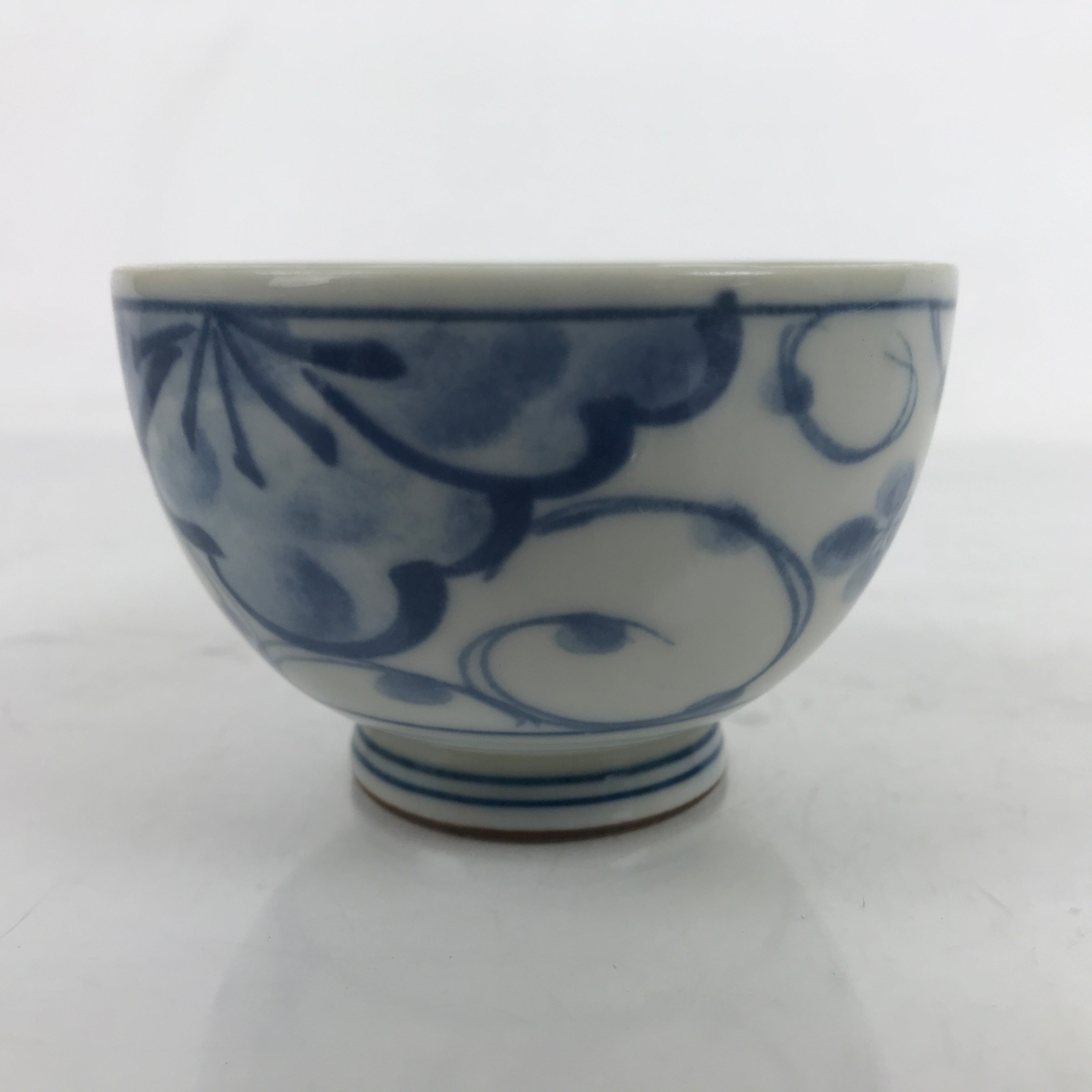 Japanese Porcelain Sometsuke Teacup Vtg White Blue Floral Sencha Yunomi TC452