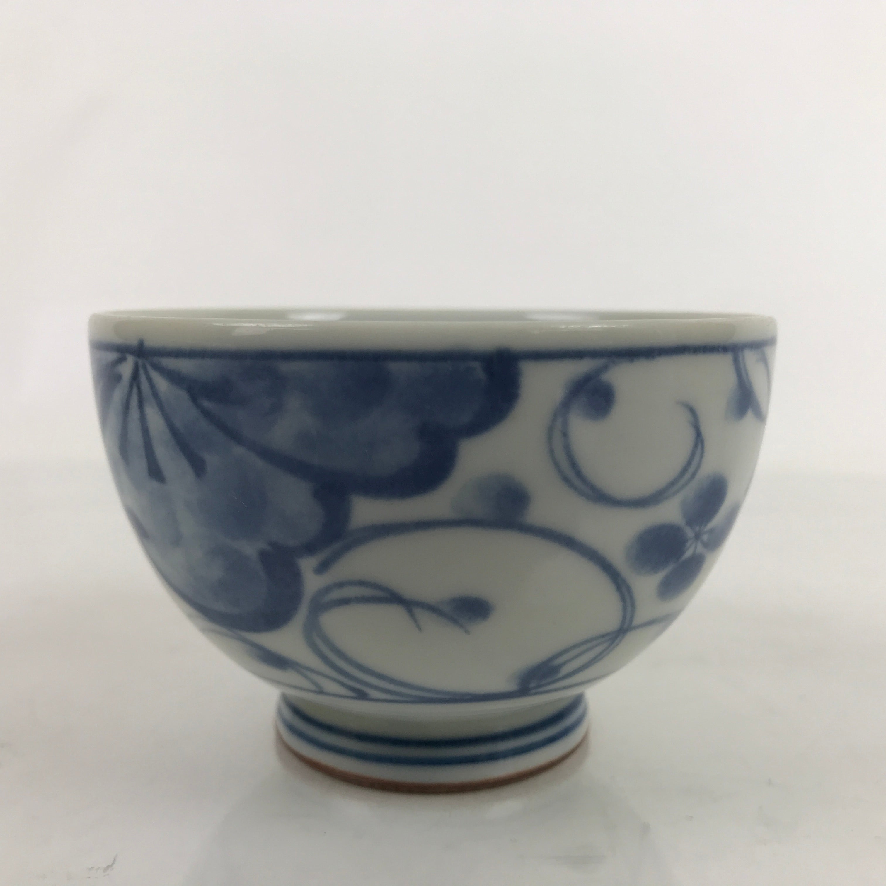 Japanese Porcelain Sometsuke Teacup Vtg White Blue Floral Sencha Yunomi TC453