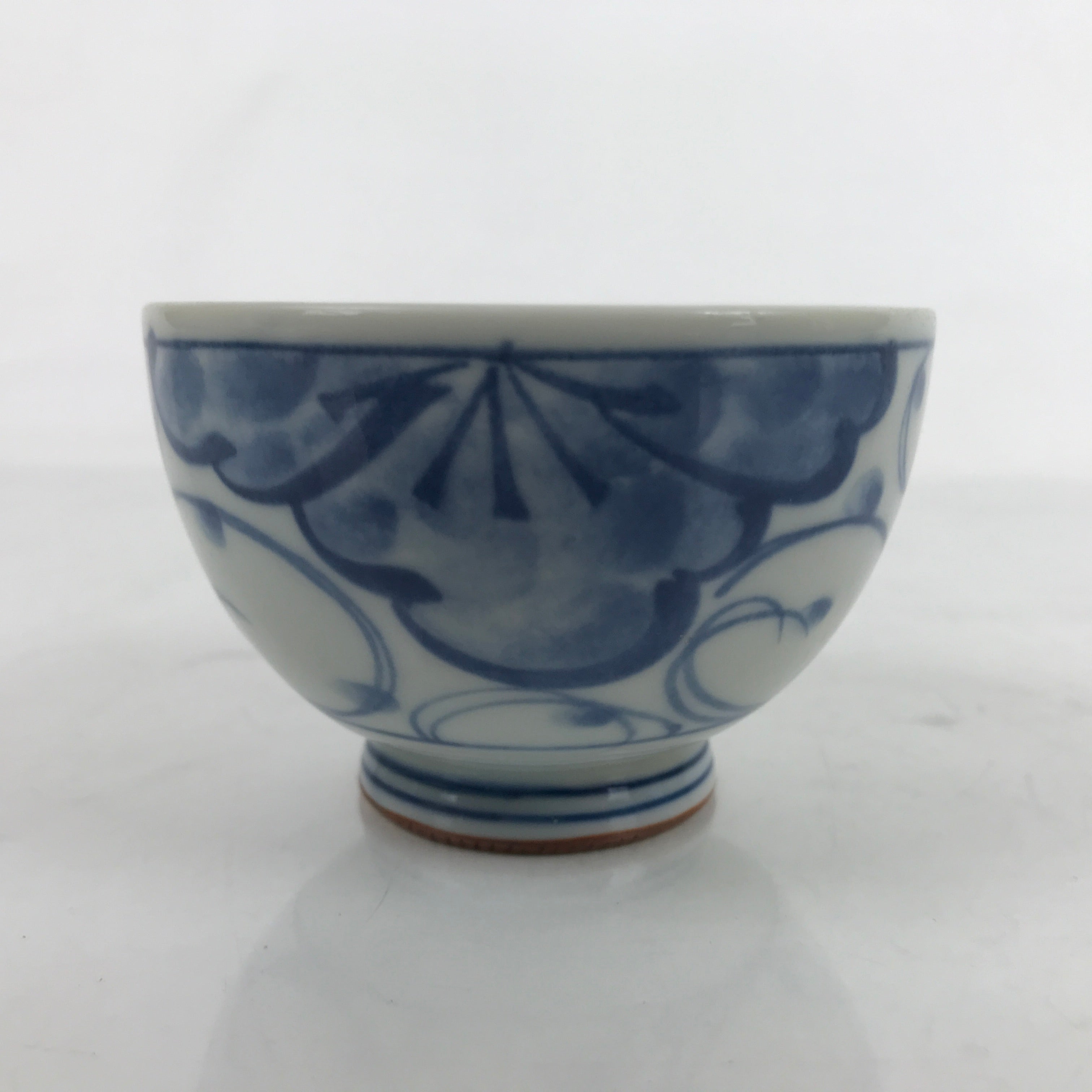 Japanese Porcelain Sometsuke Teacup Vtg White Blue Floral Sencha Yunomi TC454