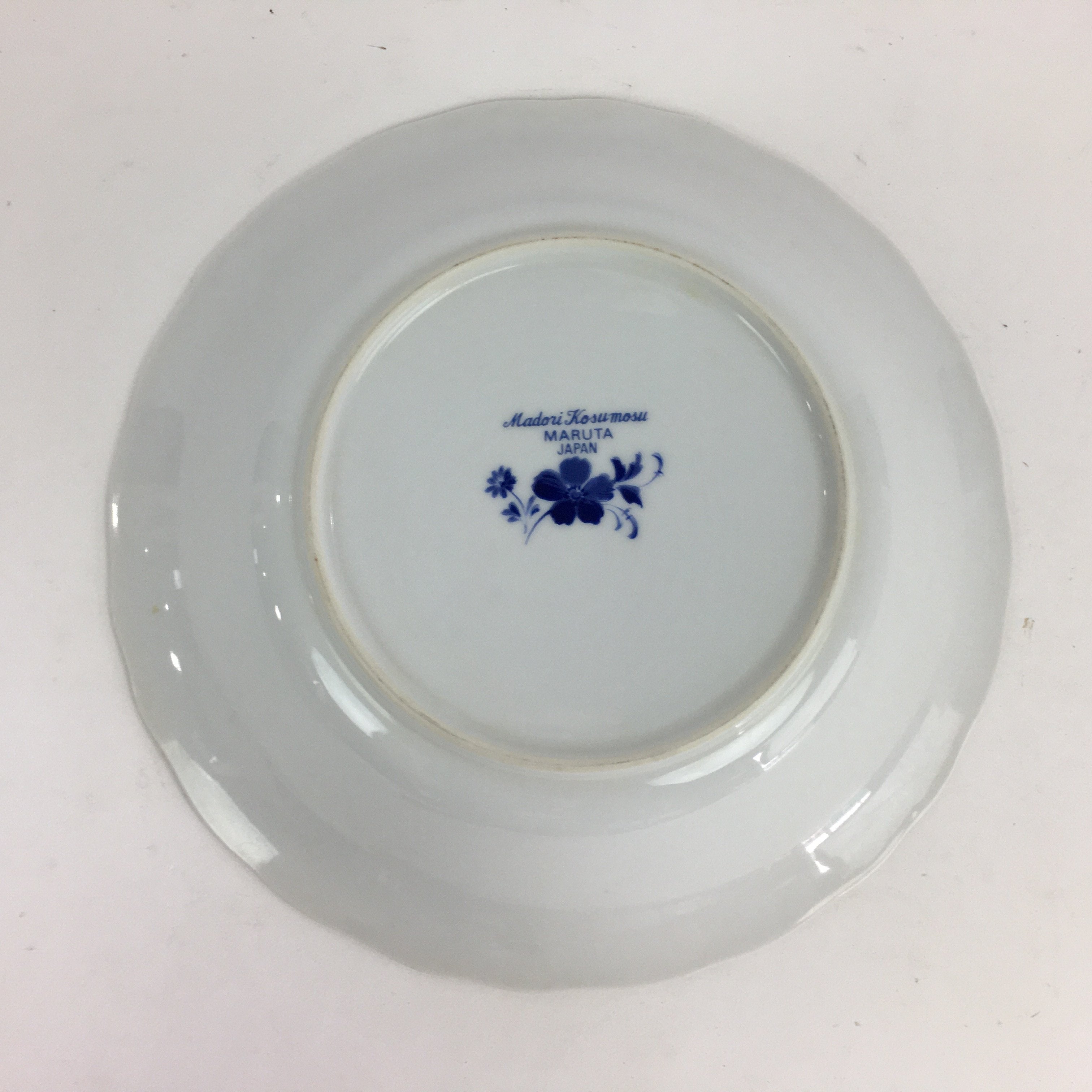 Japanese Porcelain Soup Bowl Maruta Japan Kasuga Ware Round Blue Flower PP725